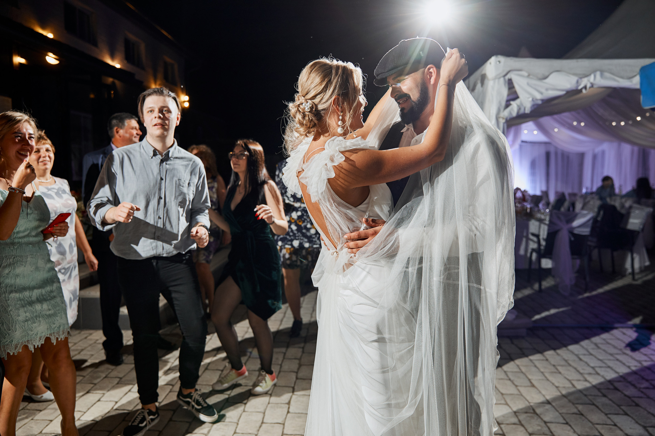 красивые танцы жениха и невесты