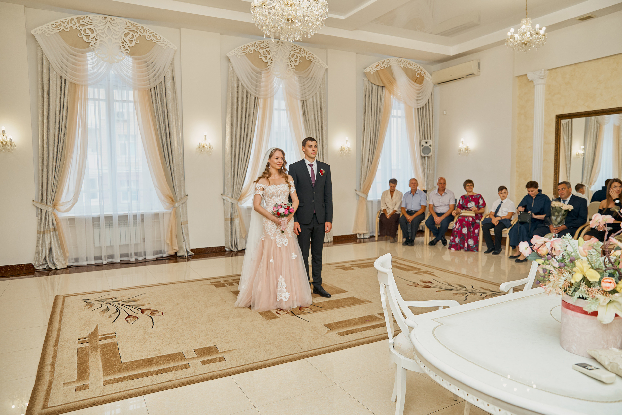 Солнечная свадьба в Губернаторском парке в Ярославле. Свадебный и семейный фотограф в Ярославле и Рыбинске Вячеслав Барышков