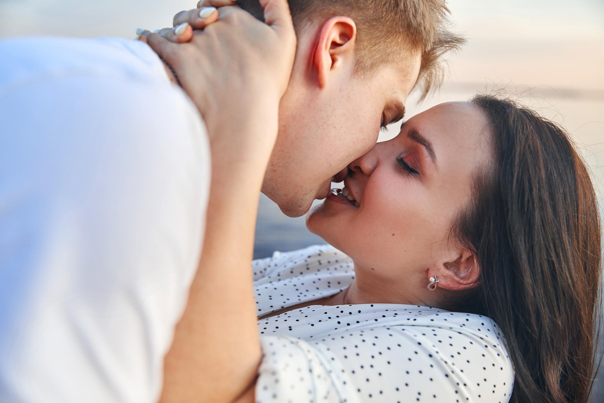 Нежность на закате. Свадебный и семейный фотограф в Ярославле и Рыбинске Вячеслав Барышков