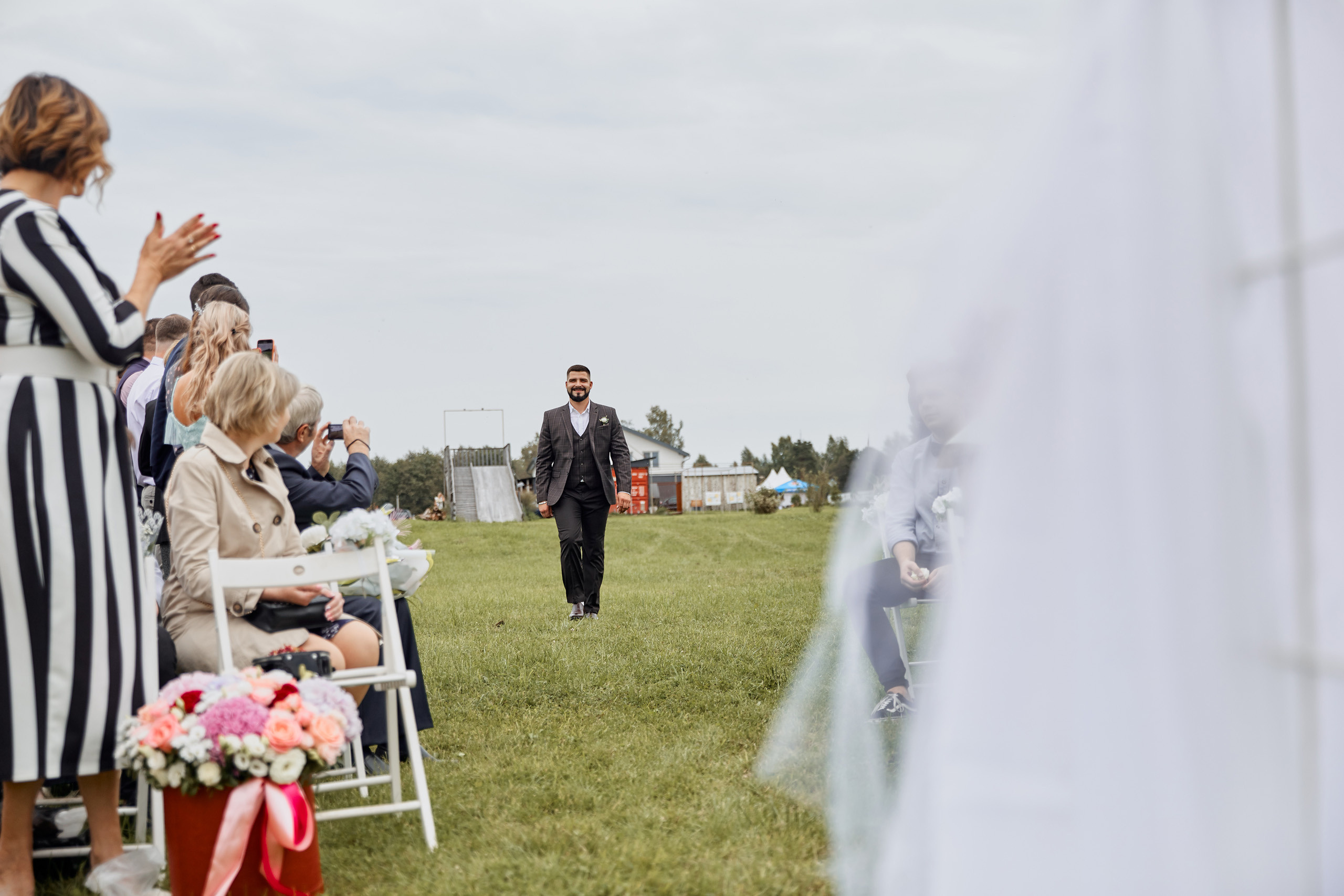 Красивая свадьба на берегу озера в Эко-Усадьбе-Никольское. Свадебный и семейный фотограф в Ярославле и Рыбинске Вячеслав Барышков