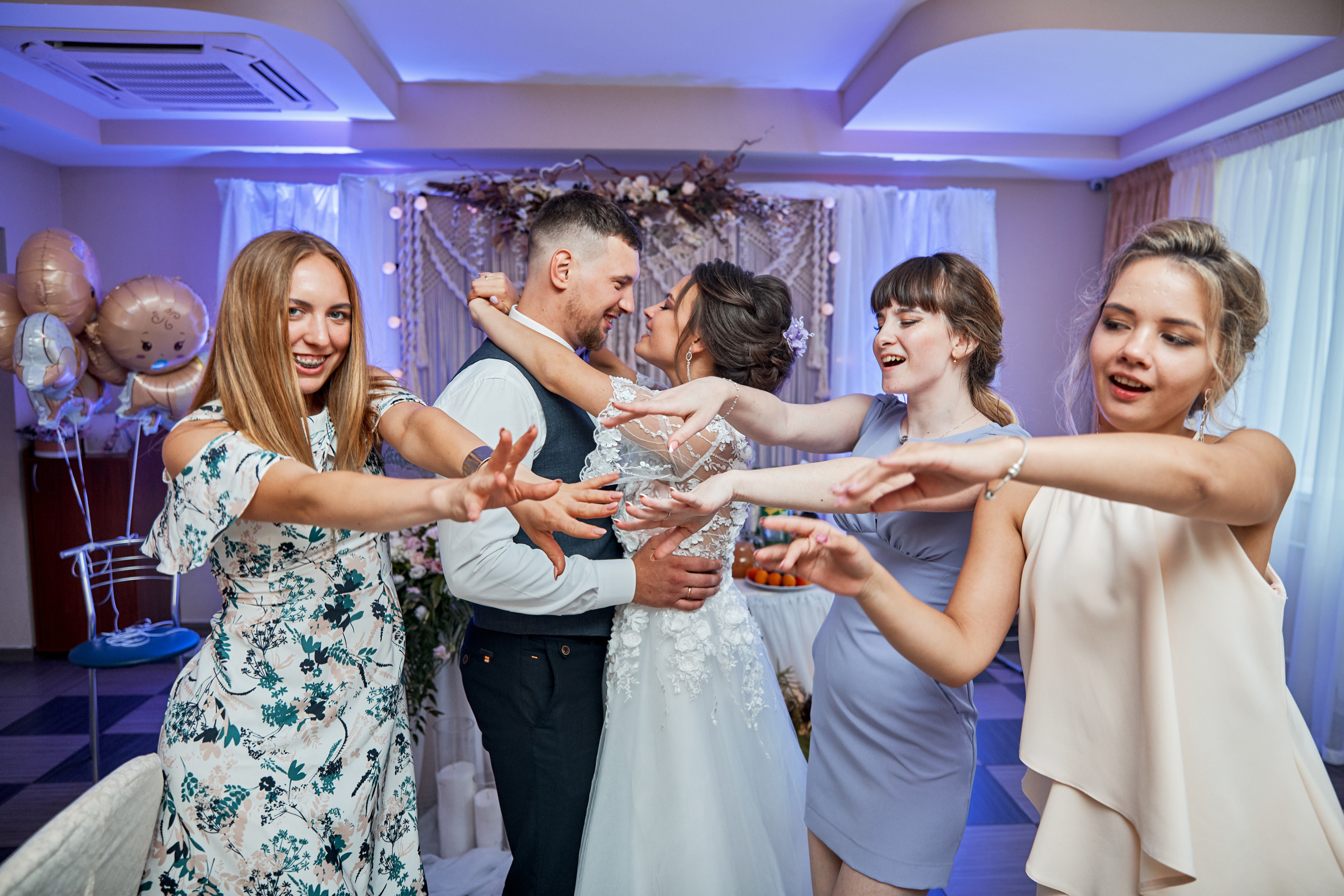 Нежность на берегу Волги. Свадебный и семейный фотограф в Ярославле и Рыбинске Вячеслав Барышков