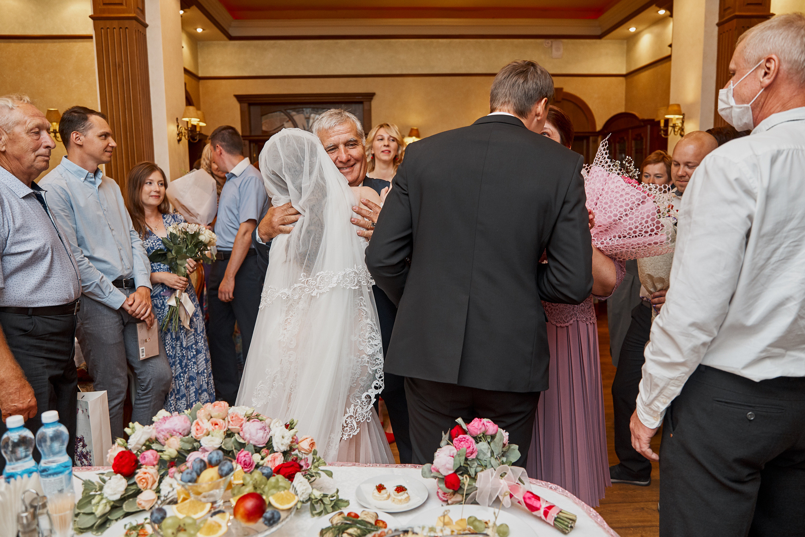 Солнечная свадьба в Губернаторском парке в Ярославле. Свадебный и семейный фотограф в Ярославле и Рыбинске Вячеслав Барышков