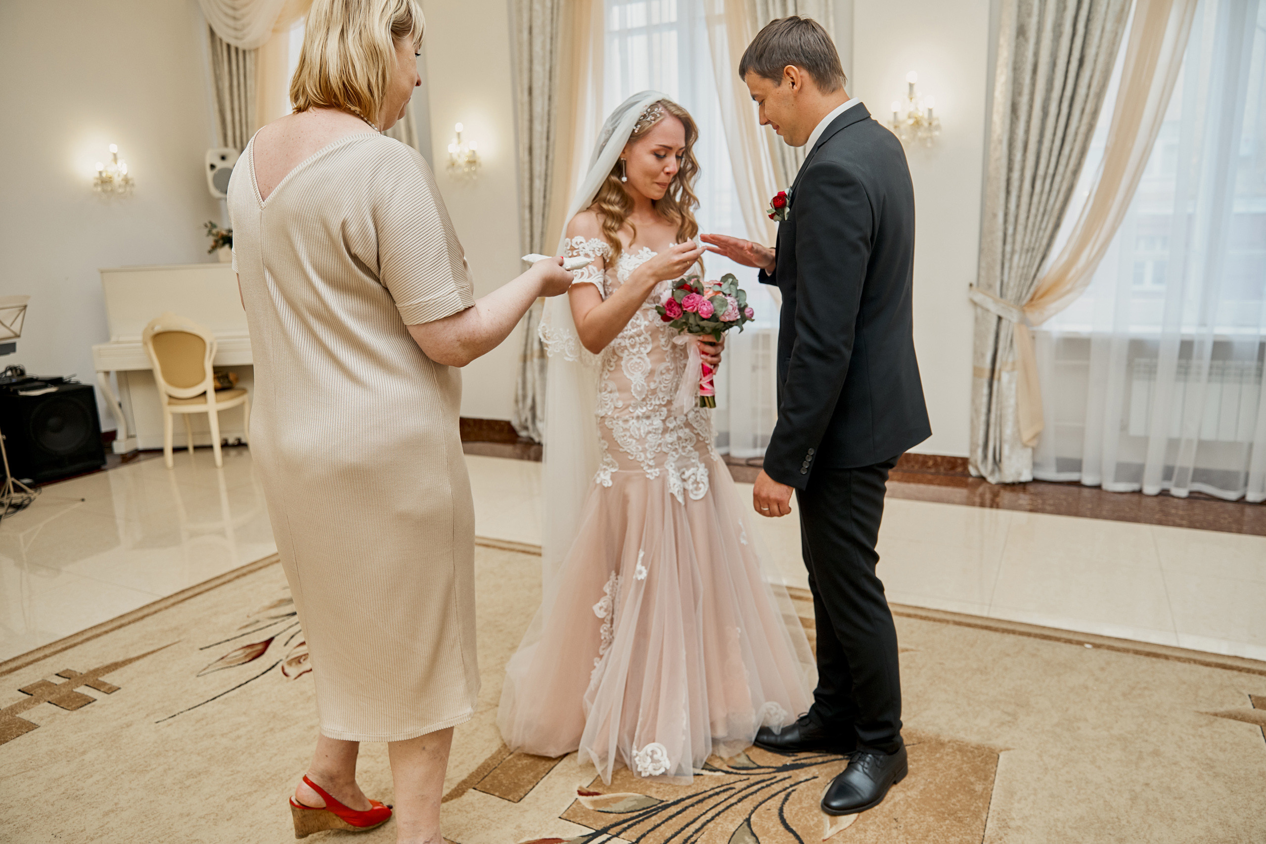 Солнечная свадьба в Губернаторском парке в Ярославле. Свадебный и семейный фотограф в Ярославле и Рыбинске Вячеслав Барышков