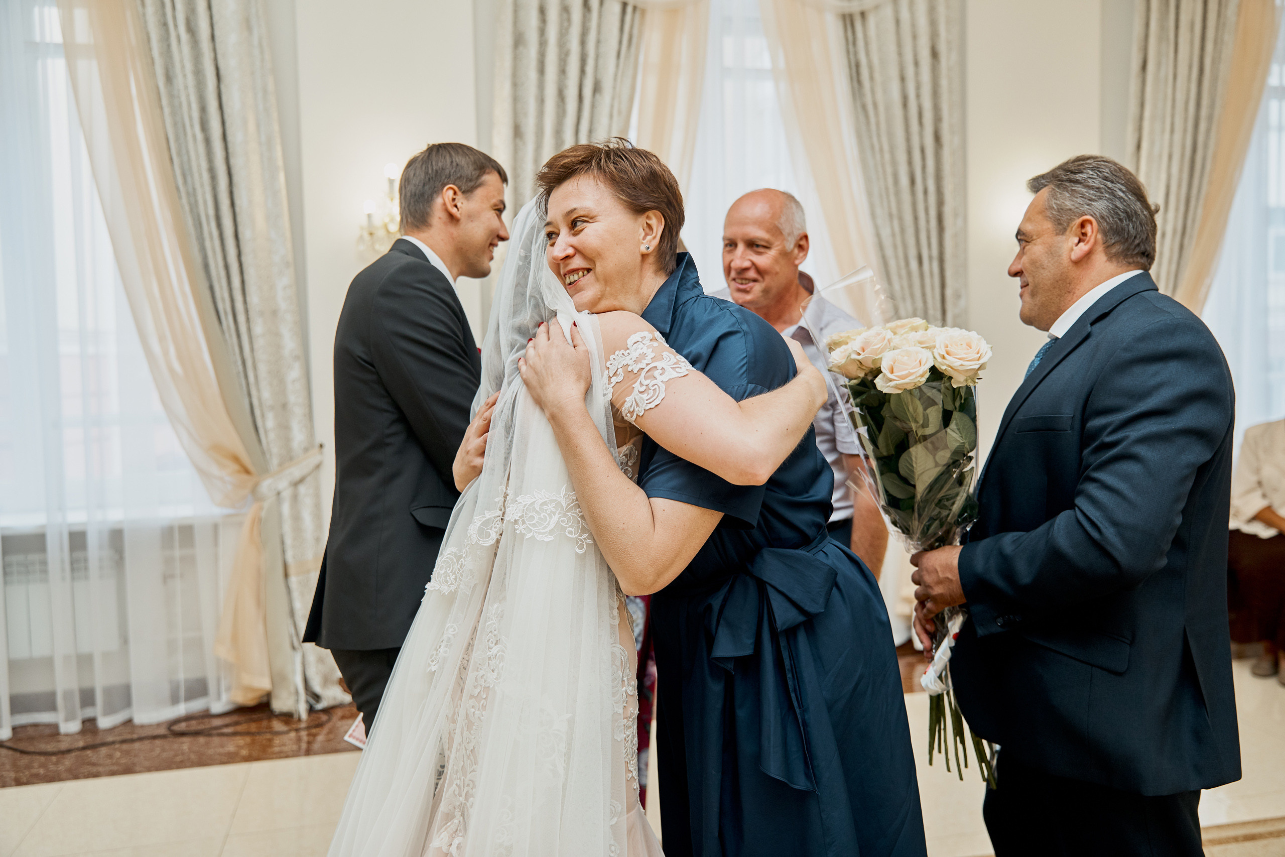 Солнечная свадьба в Губернаторском парке в Ярославле. Свадебный и семейный фотограф в Ярославле и Рыбинске Вячеслав Барышков