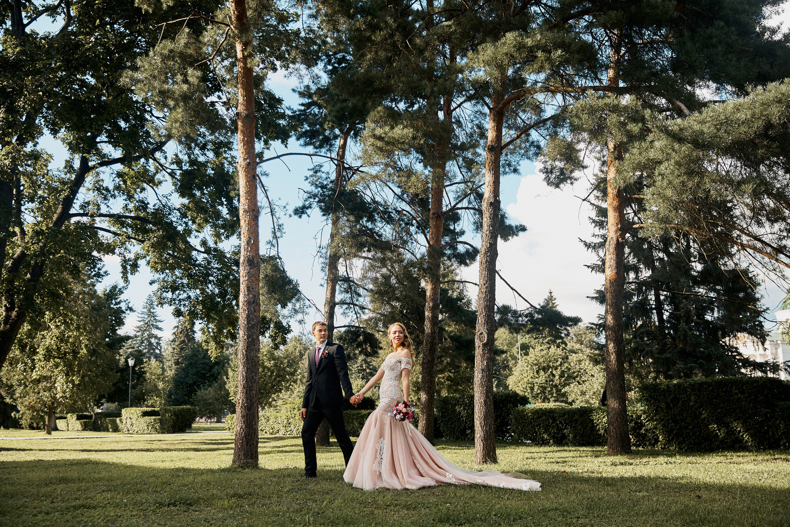 Солнечная свадьба в Губернаторском парке в Ярославле. Свадебный и семейный фотограф в Ярославле и Рыбинске Вячеслав Барышков