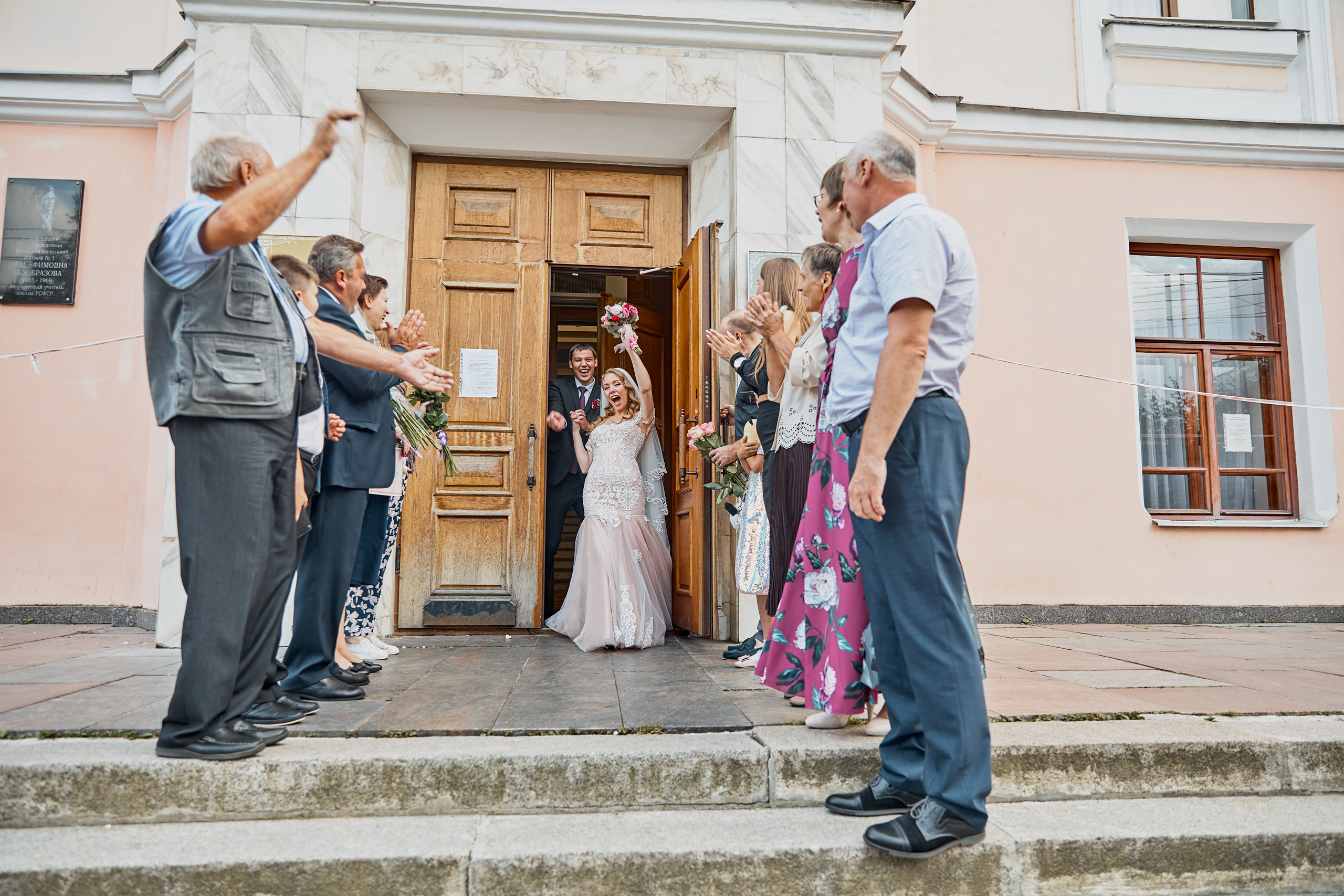 Солнечная свадьба в Губернаторском парке в Ярославле. Свадебный и семейный фотограф в Ярославле и Рыбинске Вячеслав Барышков