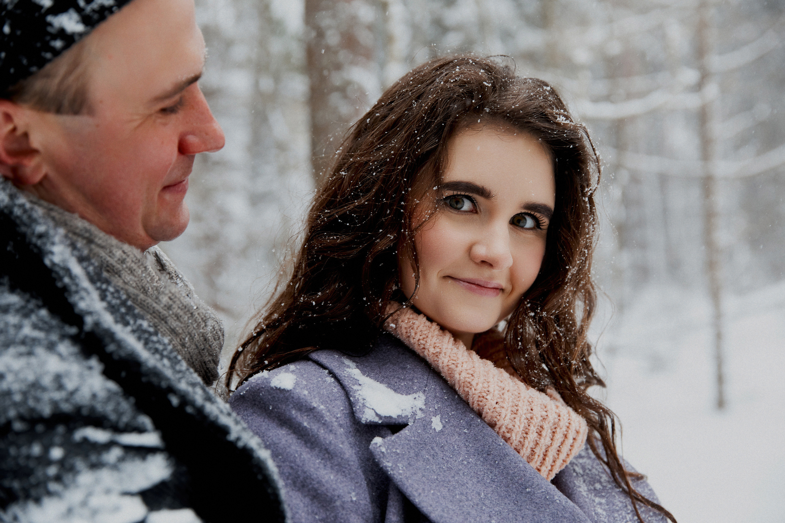 Снег, любовь и бенгальские огни. Свадебный и семейный фотограф в Ярославле и Рыбинске Вячеслав Барышков
