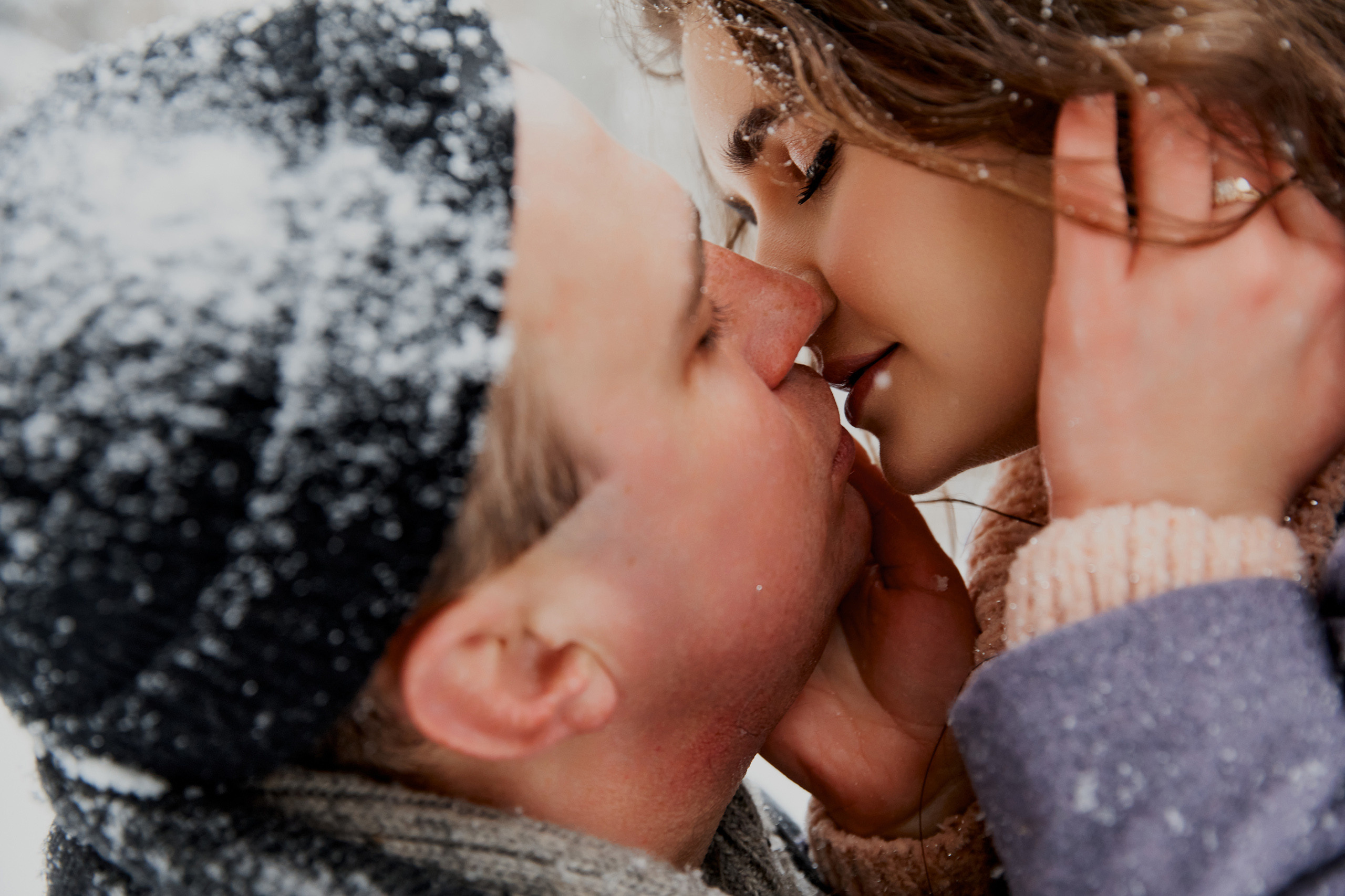 Снег, любовь и бенгальские огни. Свадебный и семейный фотограф в Ярославле и Рыбинске Вячеслав Барышков