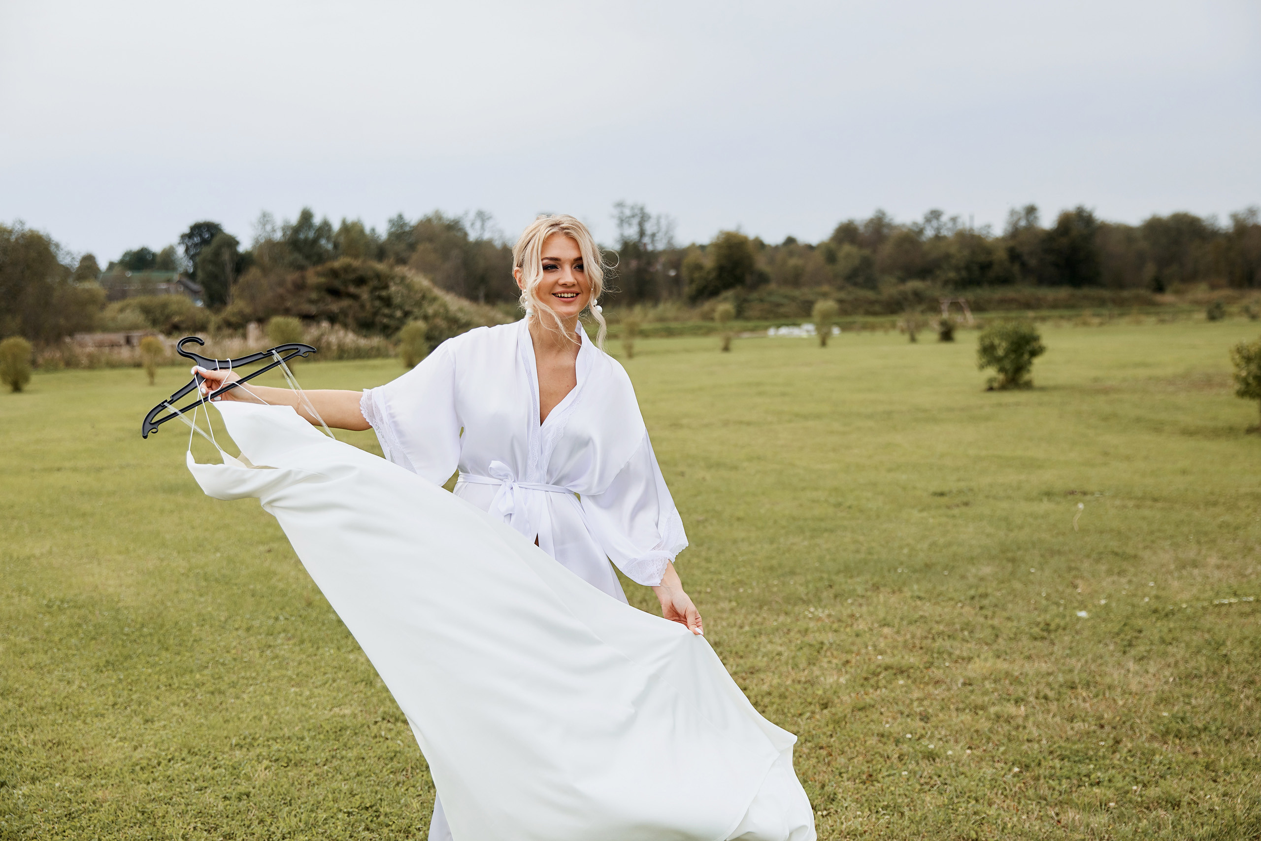 Красивая свадьба на берегу озера в Эко-Усадьбе-Никольское. Свадебный и семейный фотограф в Ярославле и Рыбинске Вячеслав Барышков