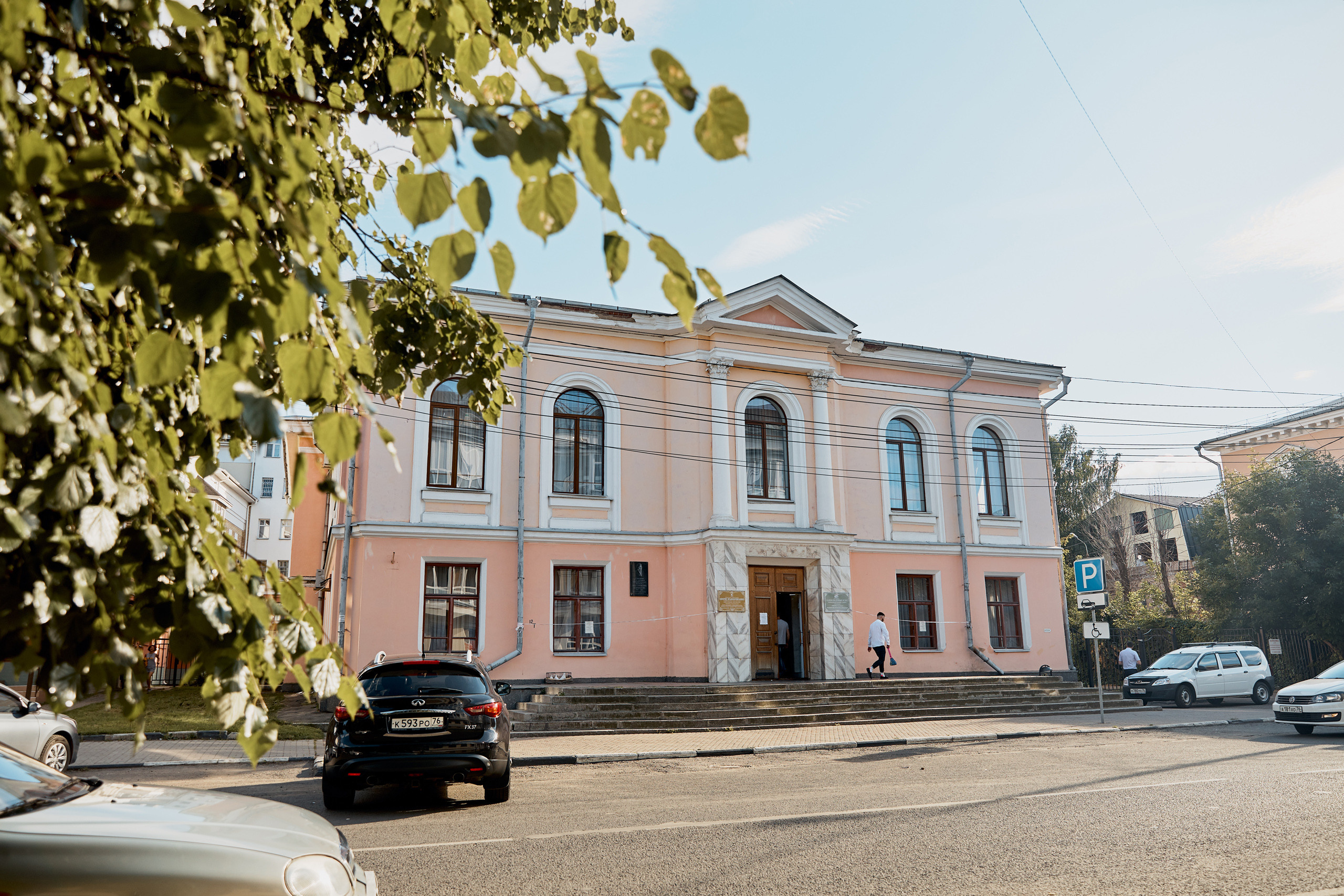 Солнечная свадьба в Губернаторском парке в Ярославле. Свадебный и семейный фотограф в Ярославле и Рыбинске Вячеслав Барышков