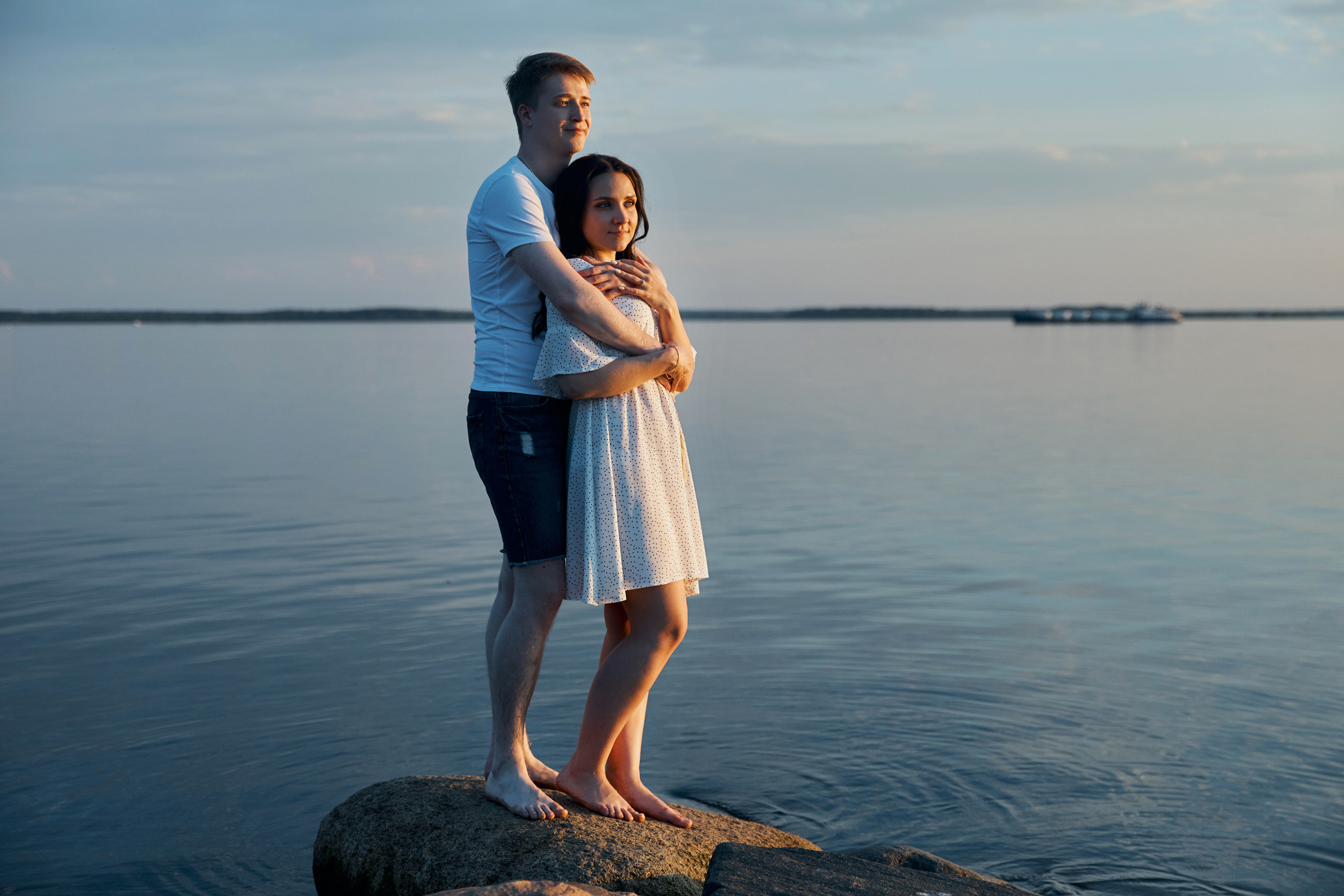 Нежность на закате. Свадебный и семейный фотограф в Ярославле и Рыбинске Вячеслав Барышков
