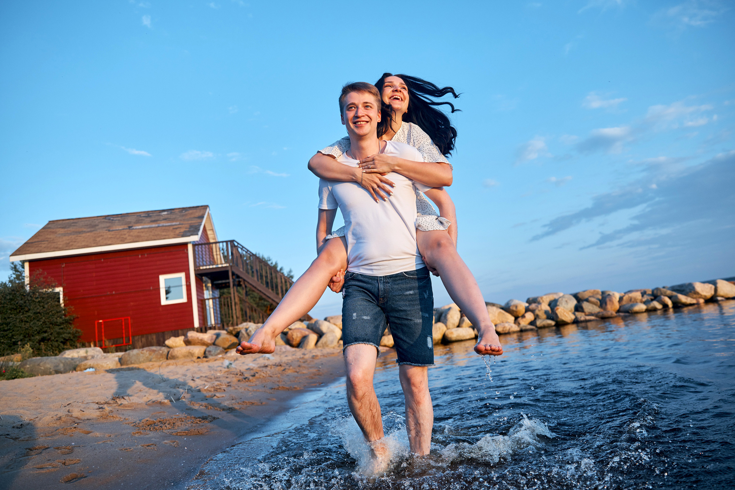Нежность на закате. Свадебный и семейный фотограф в Ярославле и Рыбинске Вячеслав Барышков