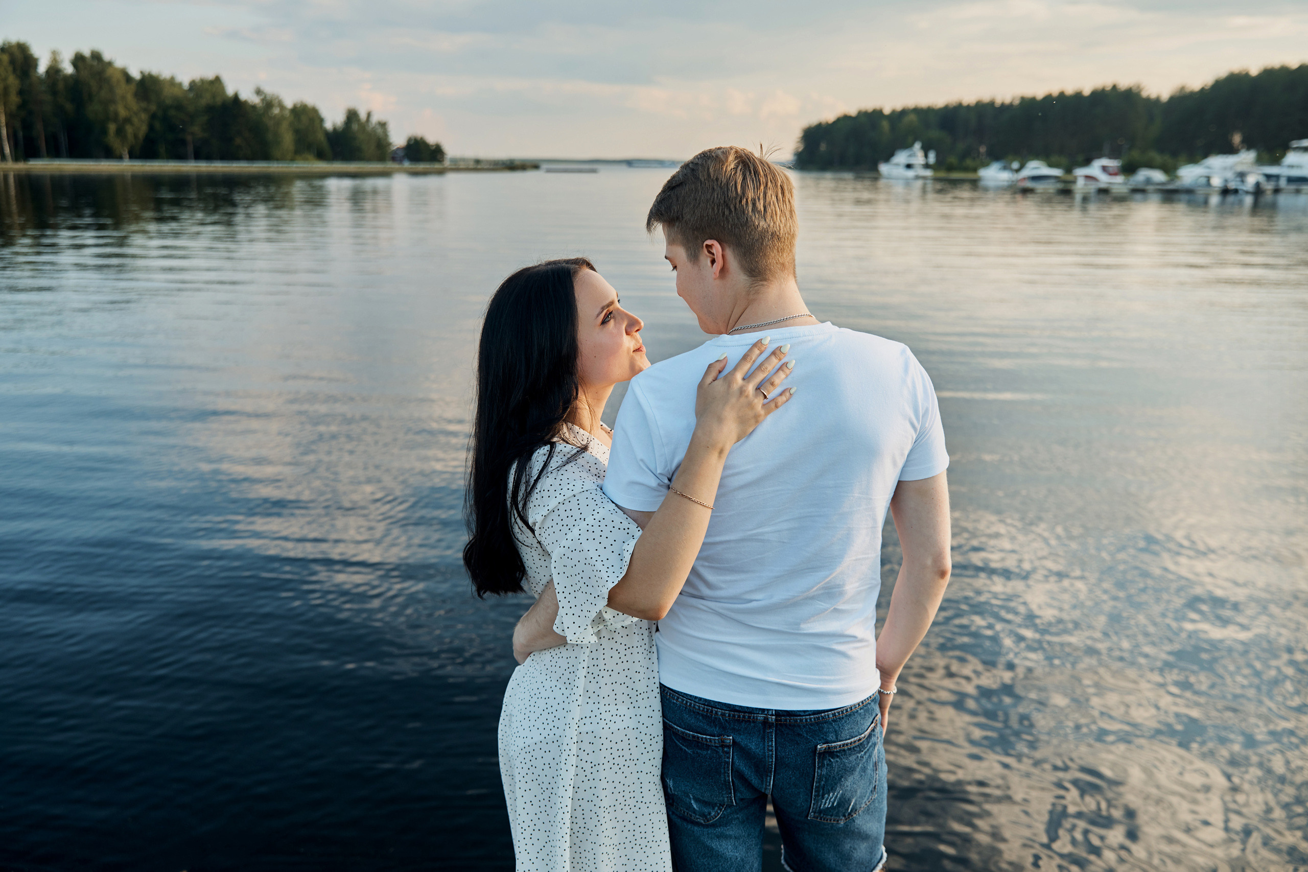 Нежность на закате. Свадебный и семейный фотограф в Ярославле и Рыбинске Вячеслав Барышков