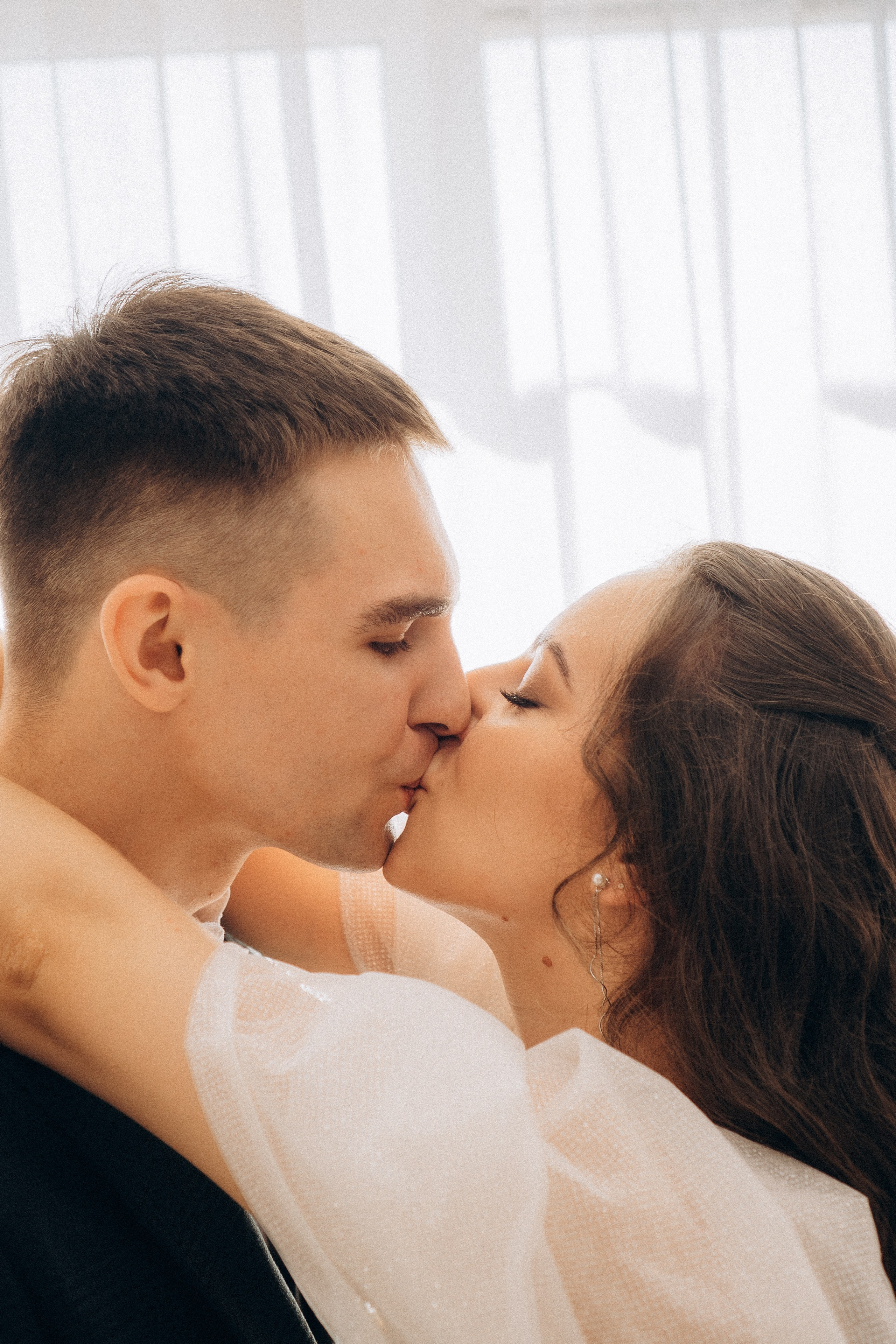 СВАДЕБНАЯ СЬЕМК В ПАРКЕ 300-ЛЕТИЯ. Профессиональный фотограф, Санкт-Петербург — Виктория Богомолова