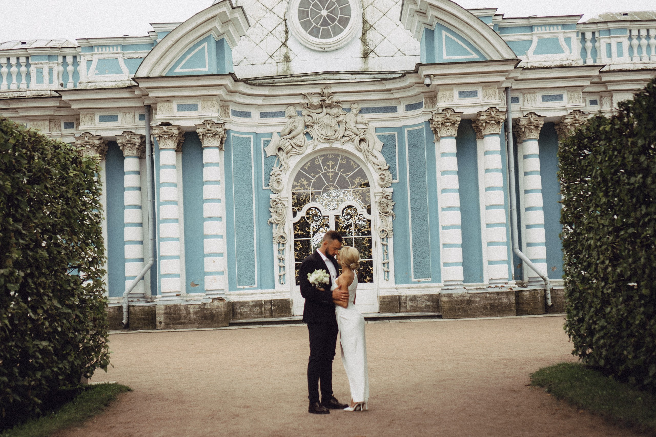 СВАДЕБНАЯ ИСТОРИЯ В ГОРОДЕ ПУШКИН ВОЗЛЕ ЕКАТЕРИНИНСКОГО ДВОРЦА И В ПАРКЕ. Профессиональный фотограф, Санкт-Петербург — Виктория Богомолова