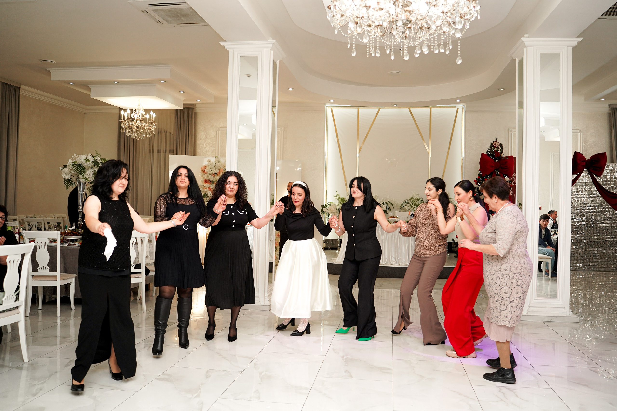 Сватовство. Свадебный фотограф в Ростове-на-Дону. Таинство Крещения и Венчания, семейные фотосессии. Алёна Чёботова