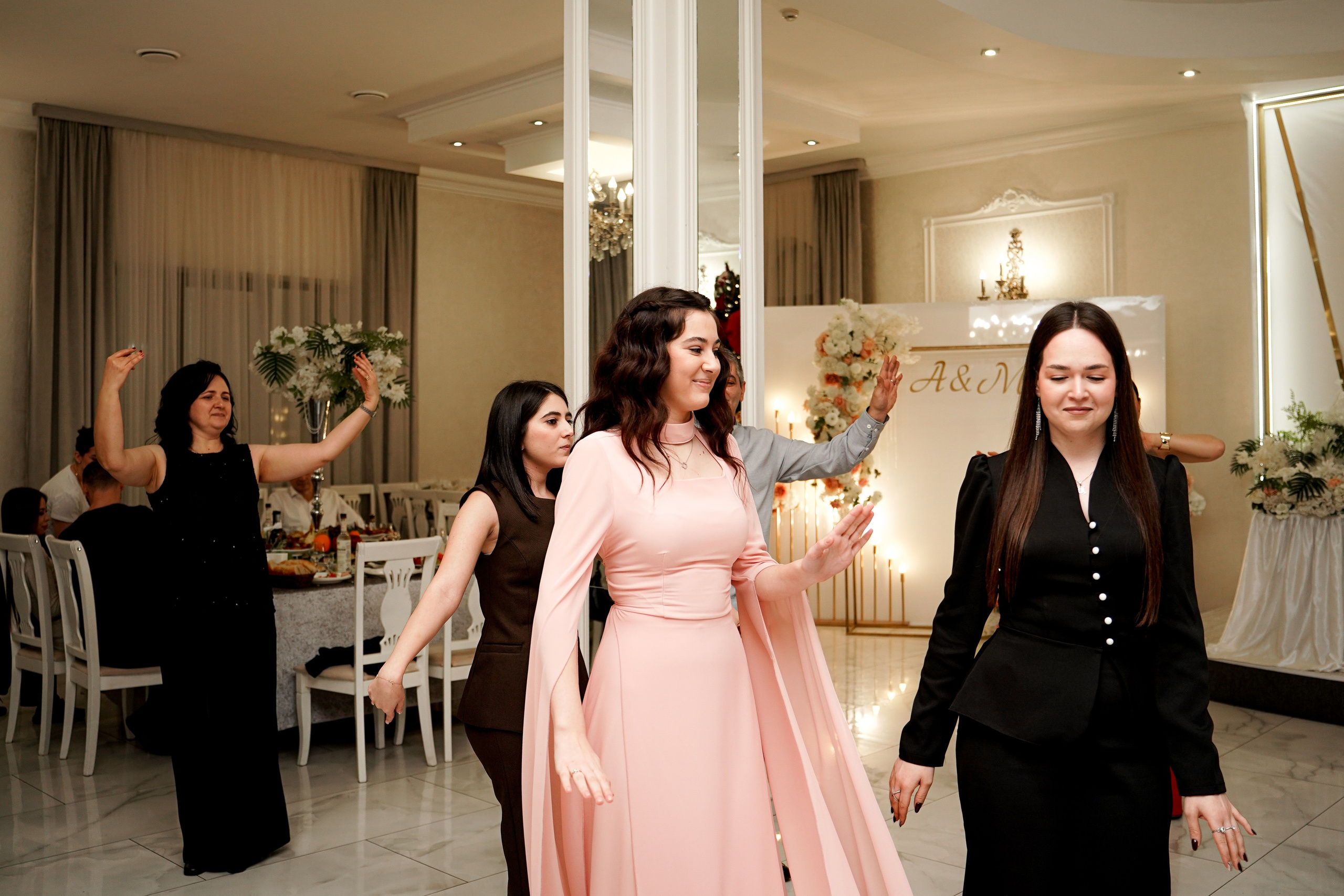 Сватовство. Свадебный фотограф в Ростове-на-Дону. Таинство Крещения и Венчания, семейные фотосессии. Алёна Чёботова