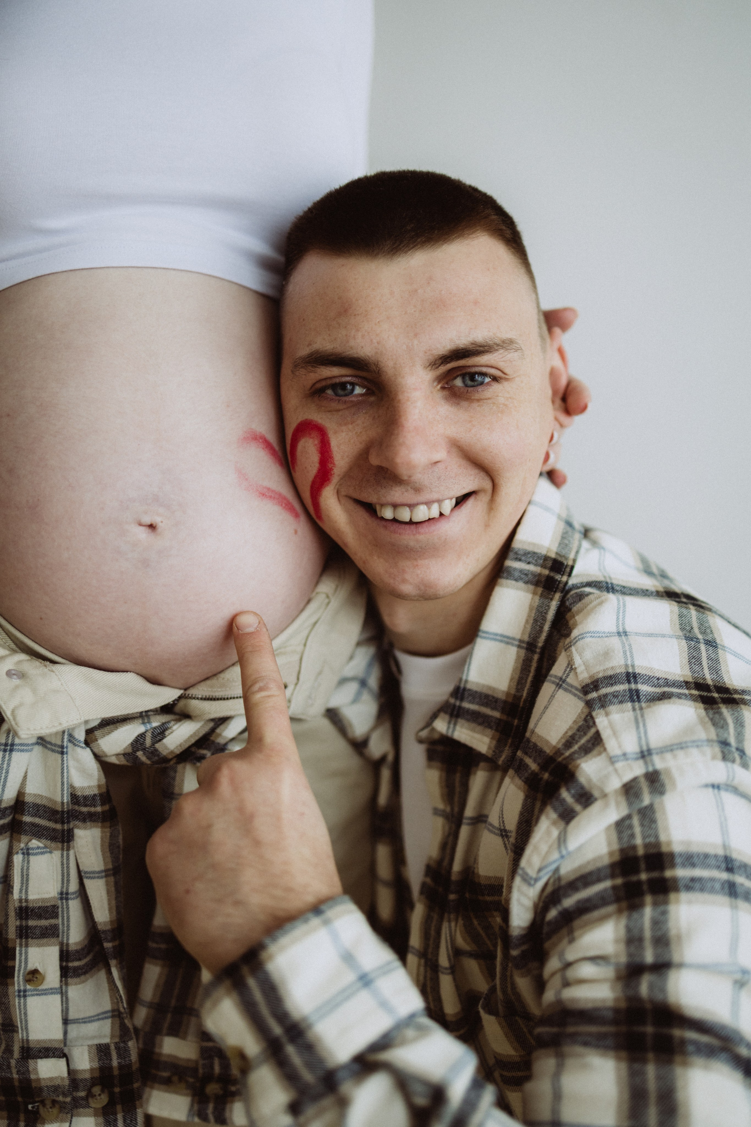 Фотосессия беременности в студии. Семейный фотограф в Минске — Алина Тиханович