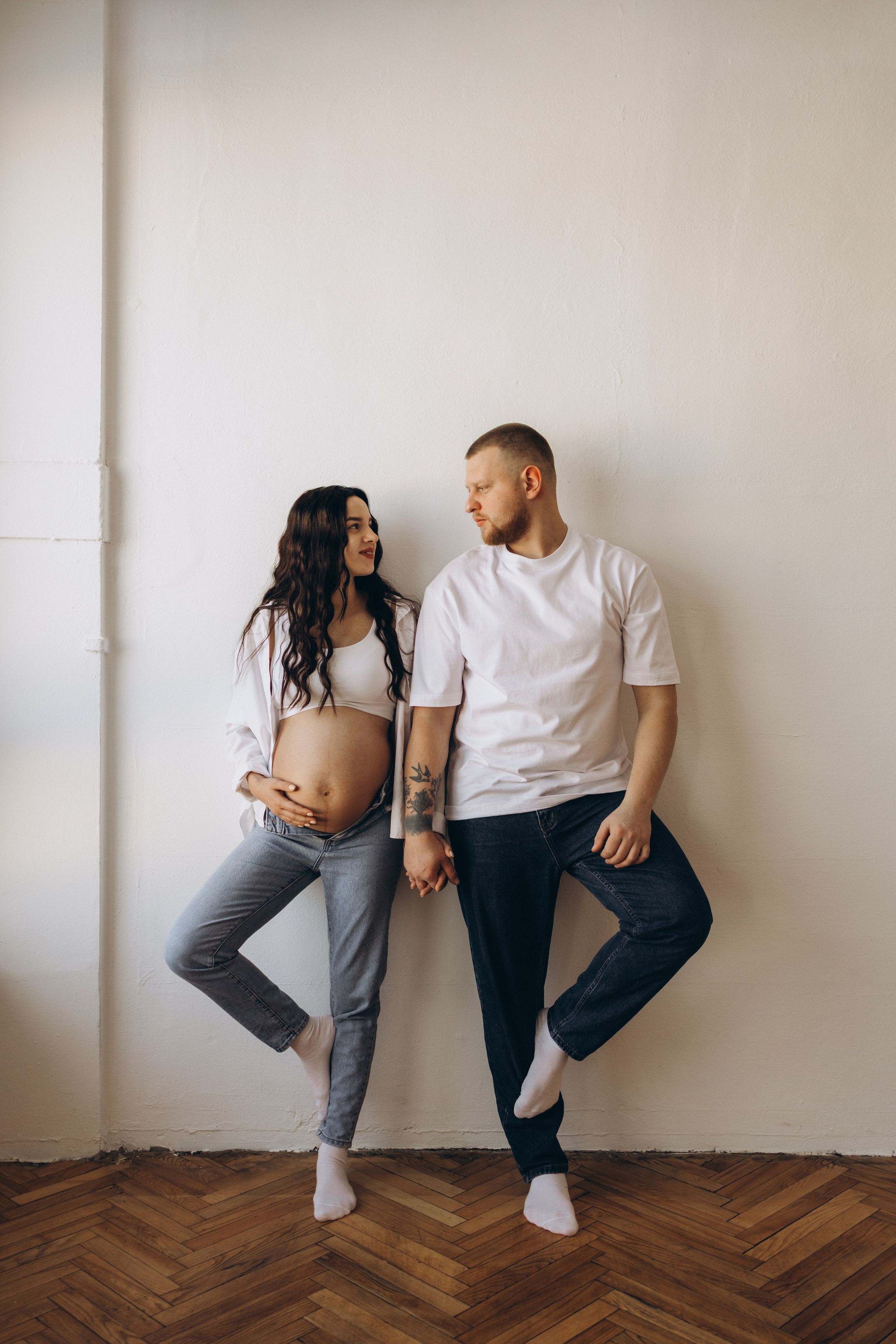 Фотосессия беременности в студии. Семейный фотограф в Минске — Алина Тиханович