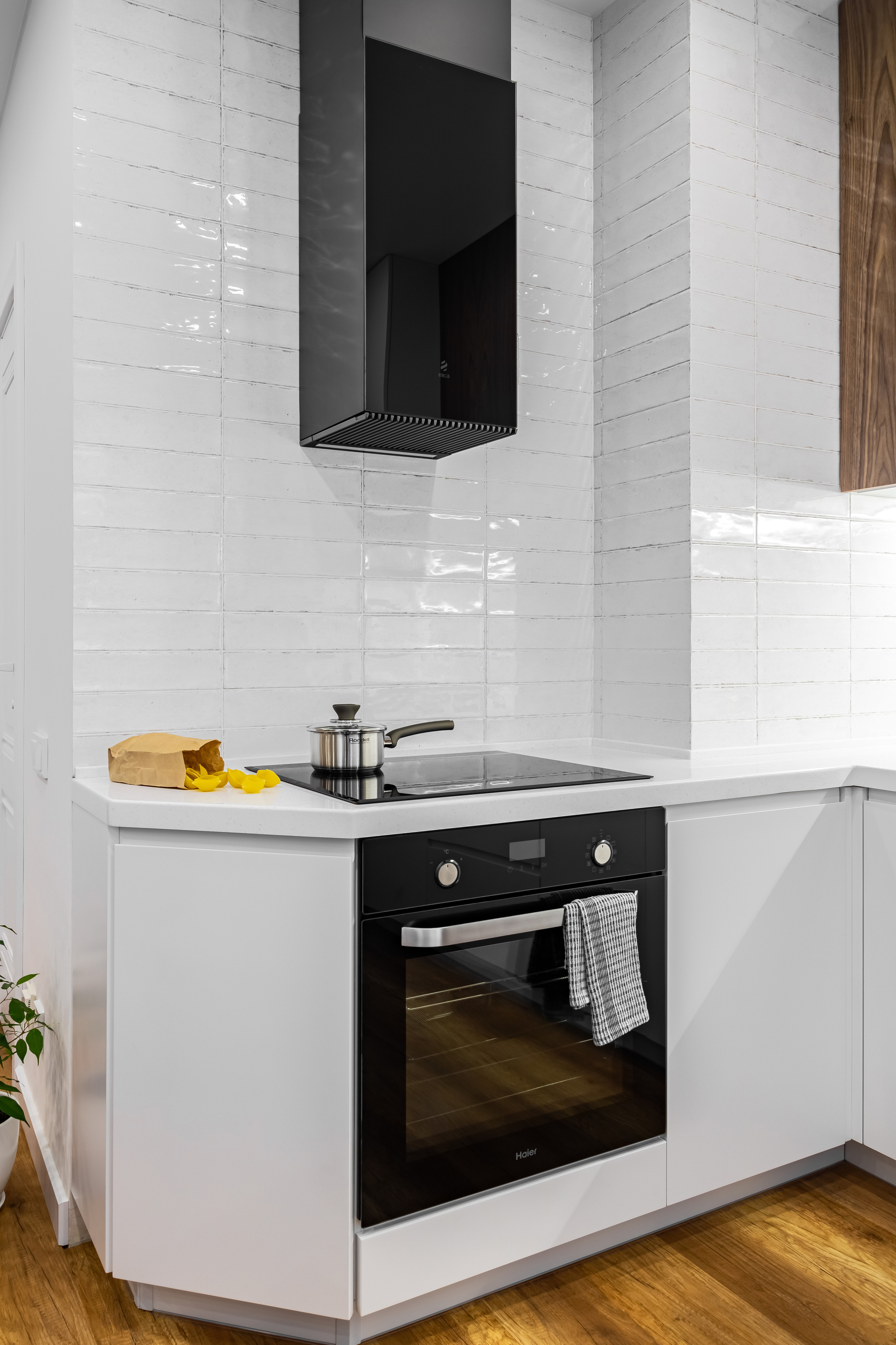 Эко Мебель. Кухня с элементами шпона. г. Краснодар. Интерьерный фотограф в Краснодарском крае Светлана Шурлова