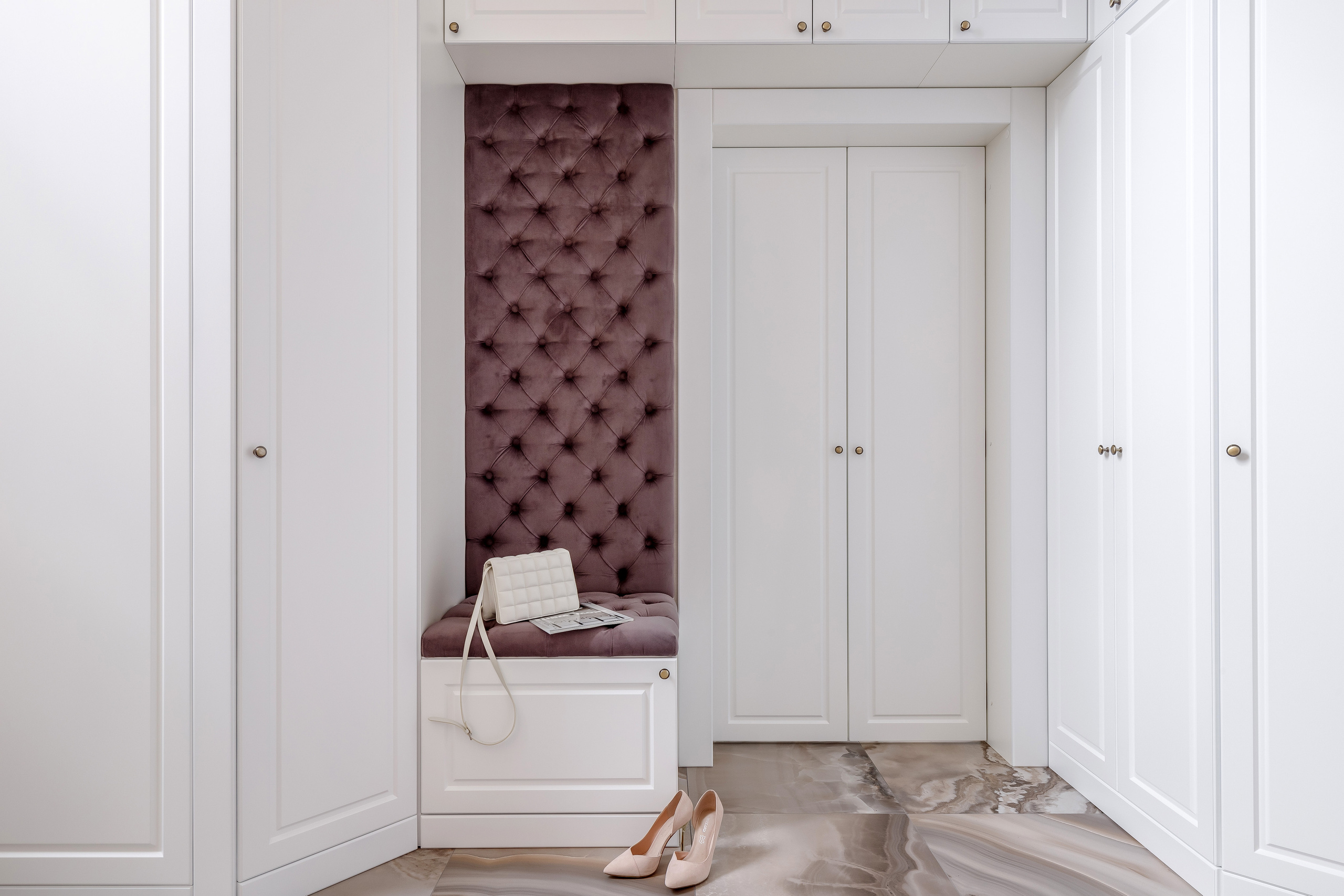 Клевер Шкаф. Прихожая с секретом. г. Краснодар. Интерьерный фотограф в Краснодарском крае Светлана Шурлова