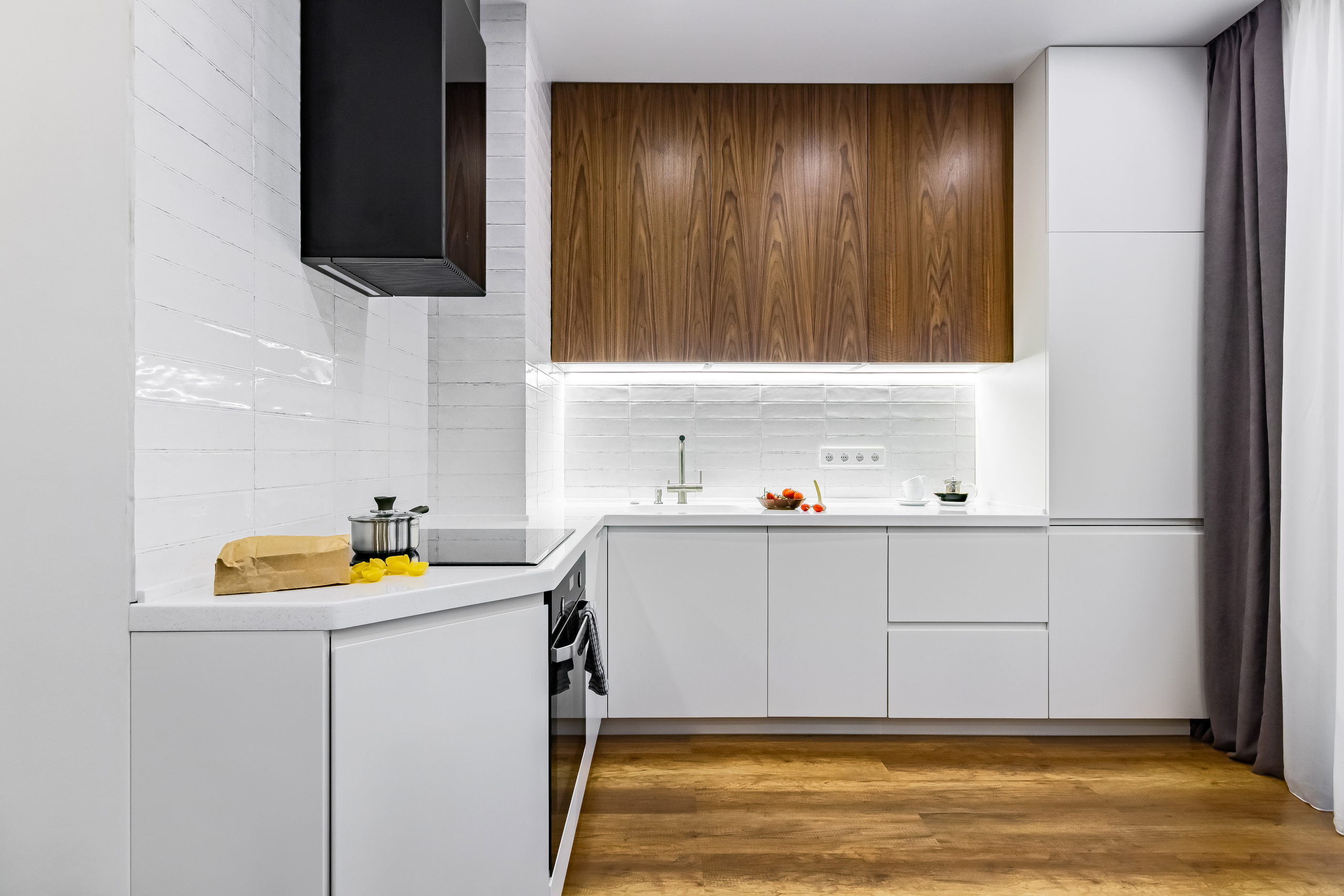 Эко Мебель. Кухня с элементами шпона. г. Краснодар. Интерьерный фотограф в Краснодарском крае Светлана Шурлова