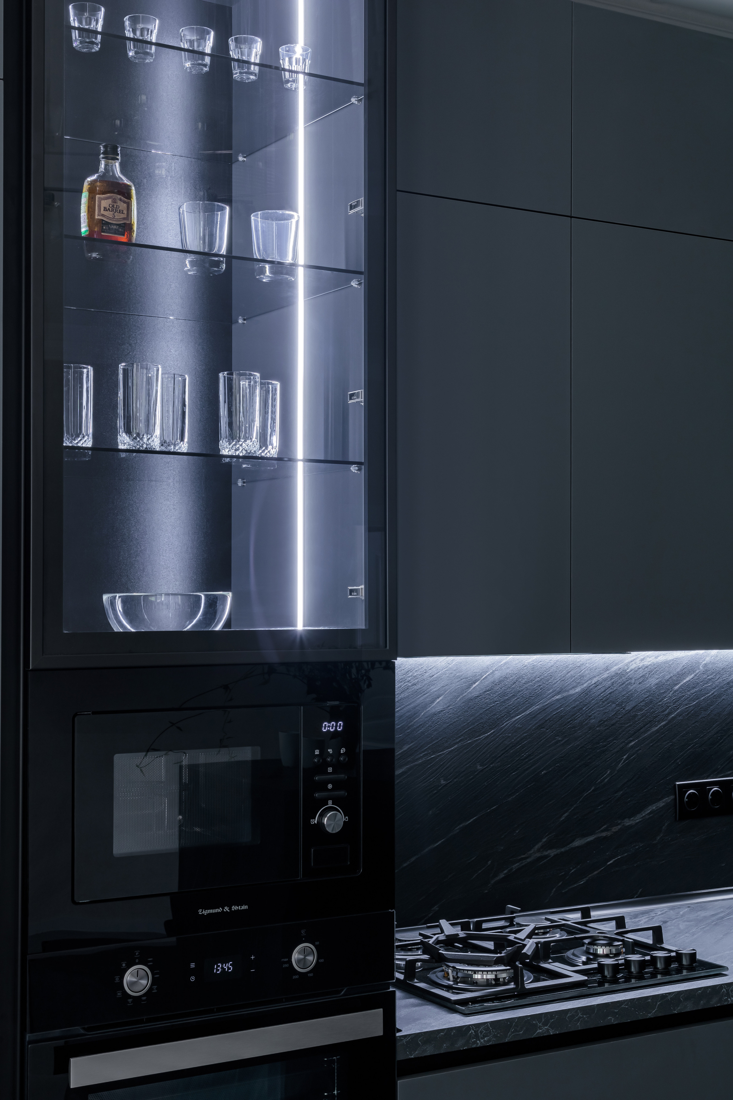 Эко Мебель. Темная кухня в ст. Елизаветинской. Интерьерный фотограф в Краснодарском крае Светлана Шурлова