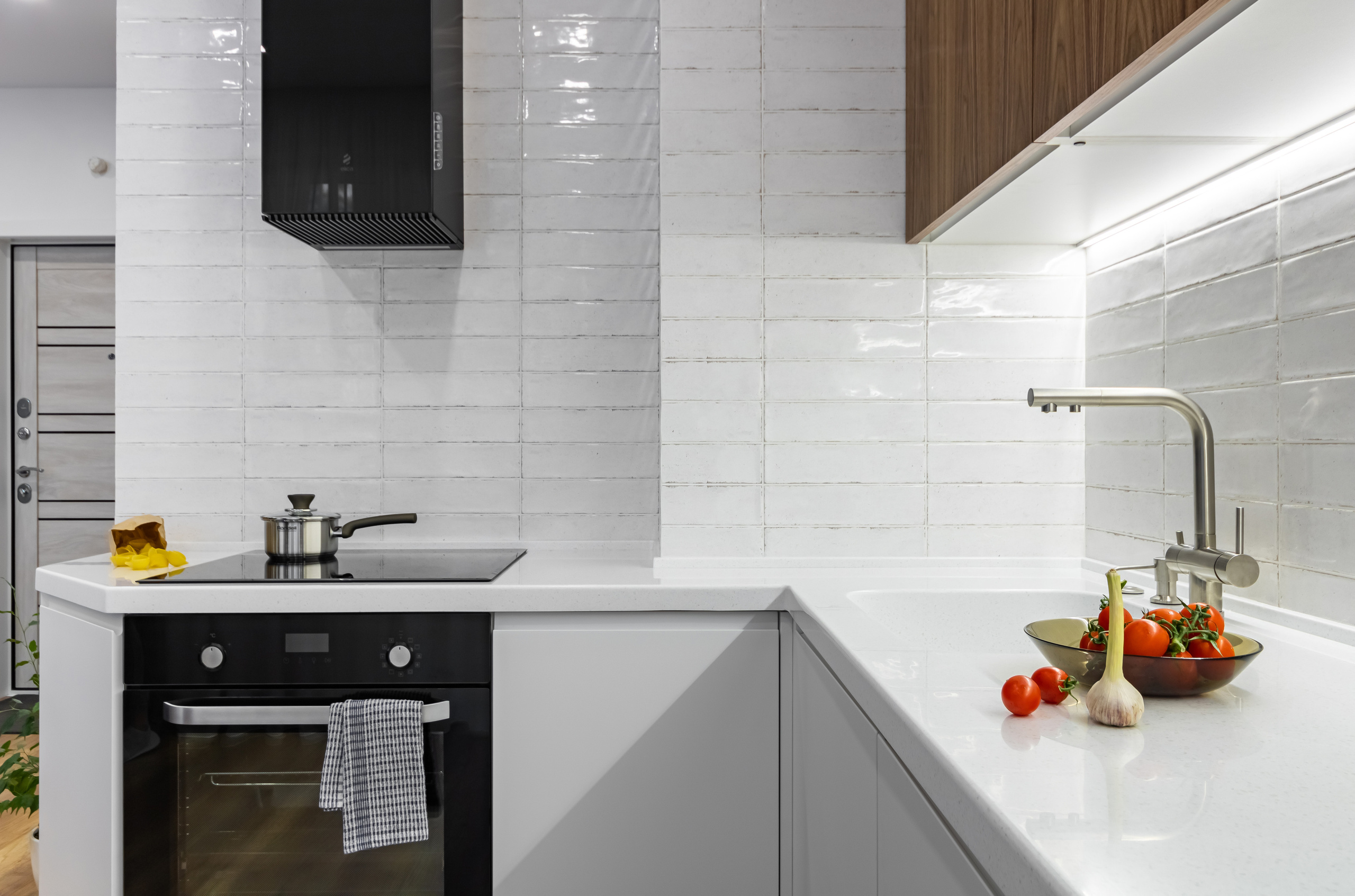 Эко Мебель. Кухня с элементами шпона. г. Краснодар. Интерьерный фотограф в Краснодарском крае Светлана Шурлова