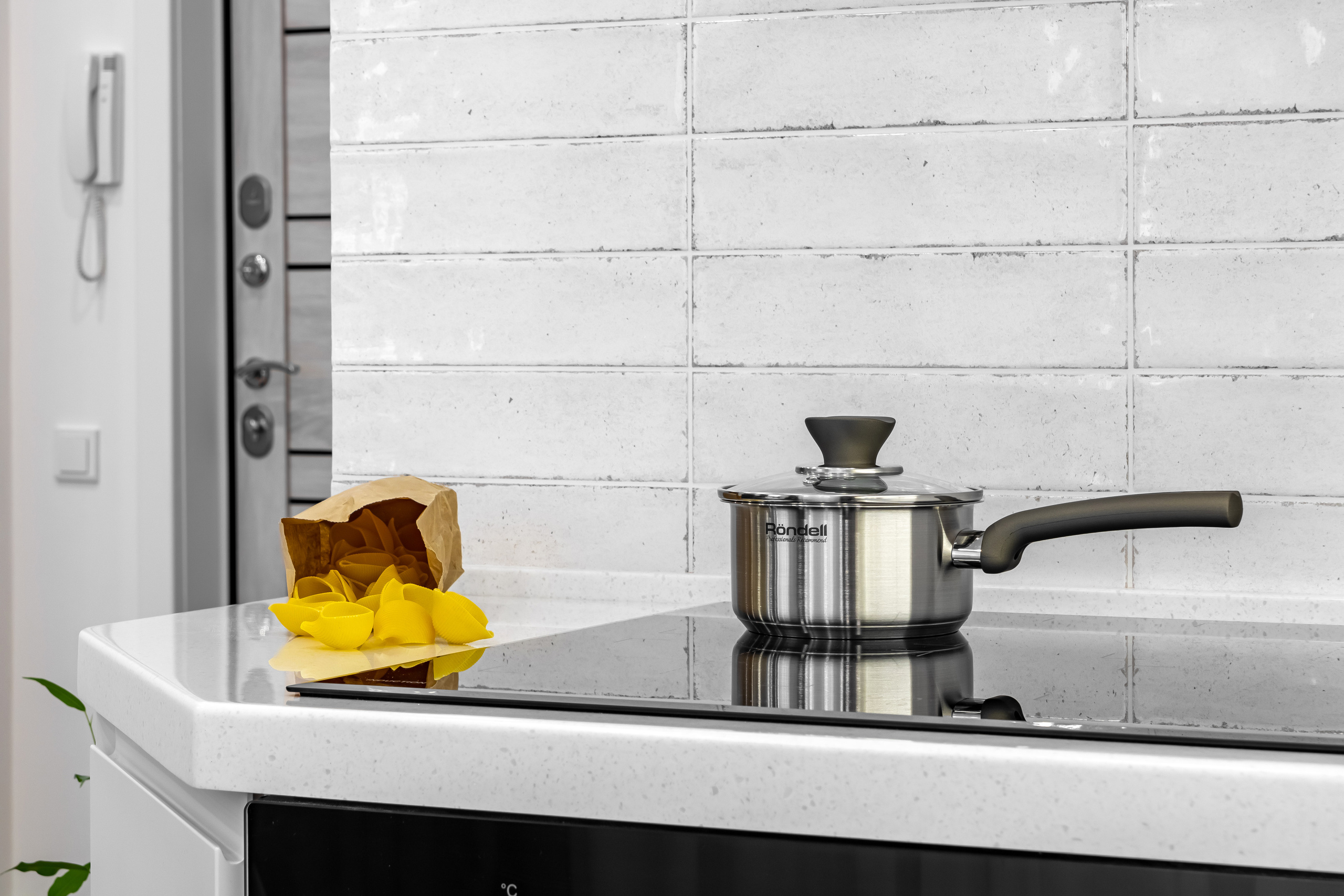 Эко Мебель. Кухня с элементами шпона. г. Краснодар. Интерьерный фотограф в Краснодарском крае Светлана Шурлова