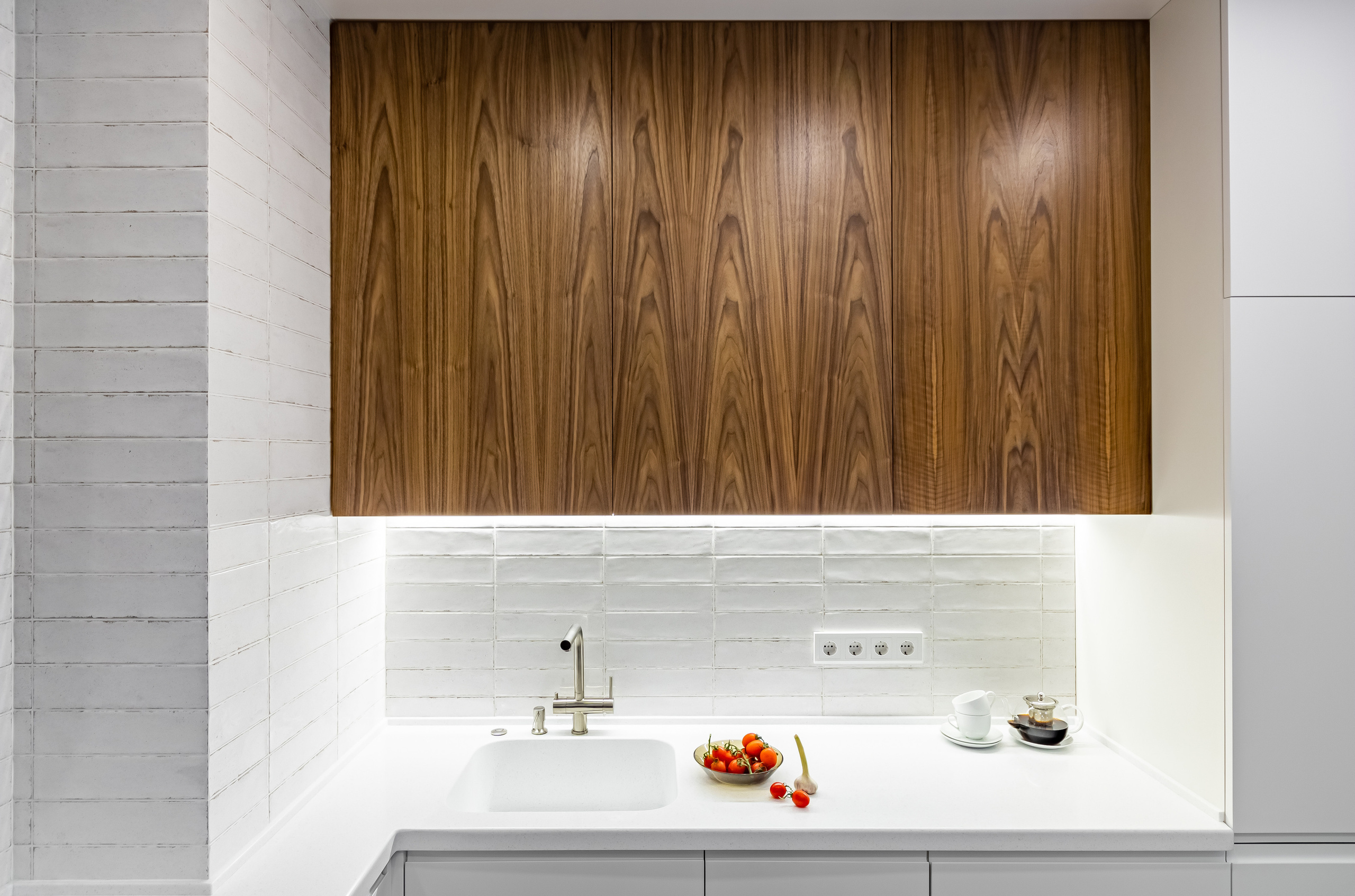 Эко Мебель. Кухня с элементами шпона. г. Краснодар. Интерьерный фотограф в Краснодарском крае Светлана Шурлова