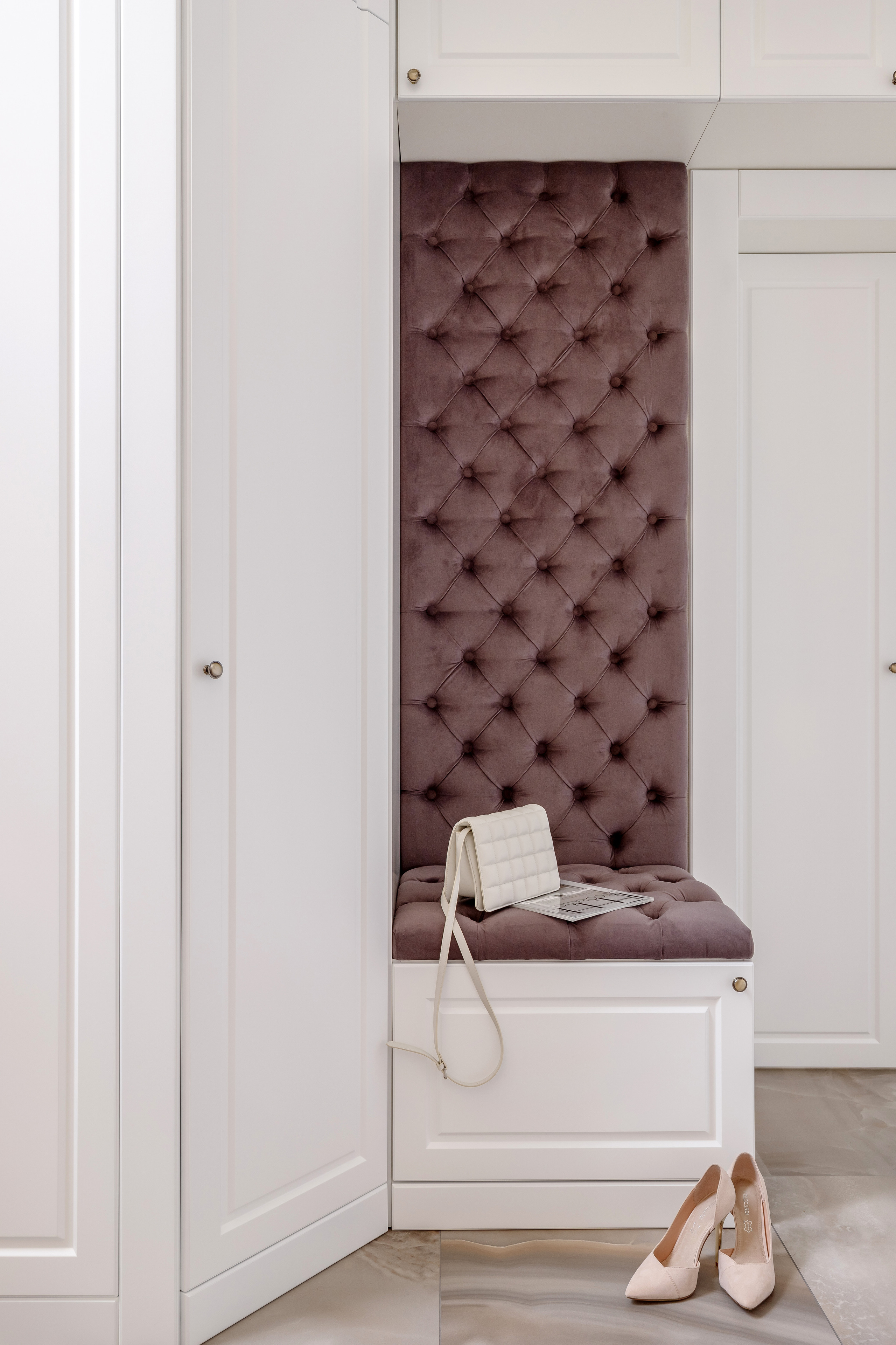 Клевер Шкаф. Прихожая с секретом. г. Краснодар. Интерьерный фотограф в Краснодарском крае Светлана Шурлова