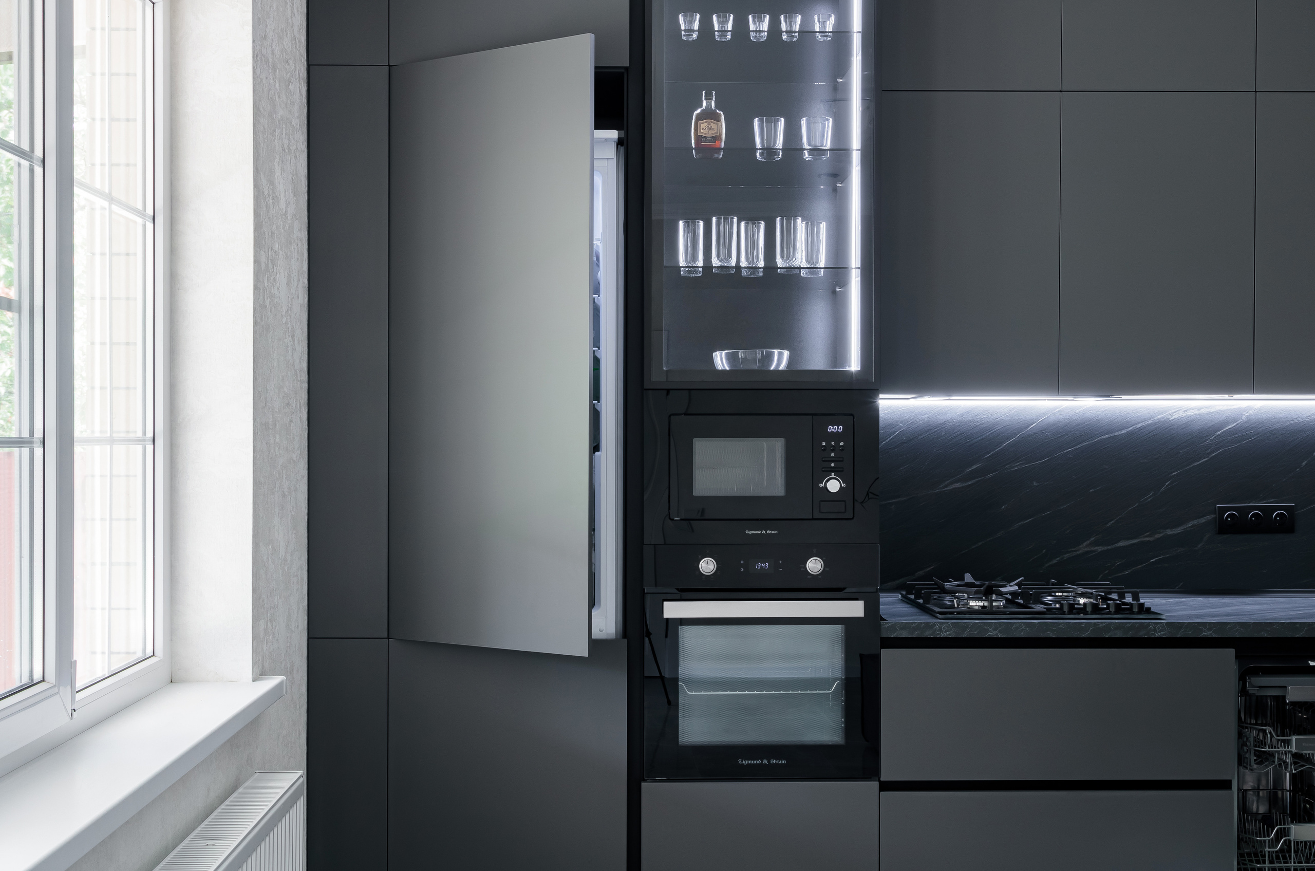 Эко Мебель. Темная кухня в ст. Елизаветинской. Интерьерный фотограф в Краснодарском крае Светлана Шурлова