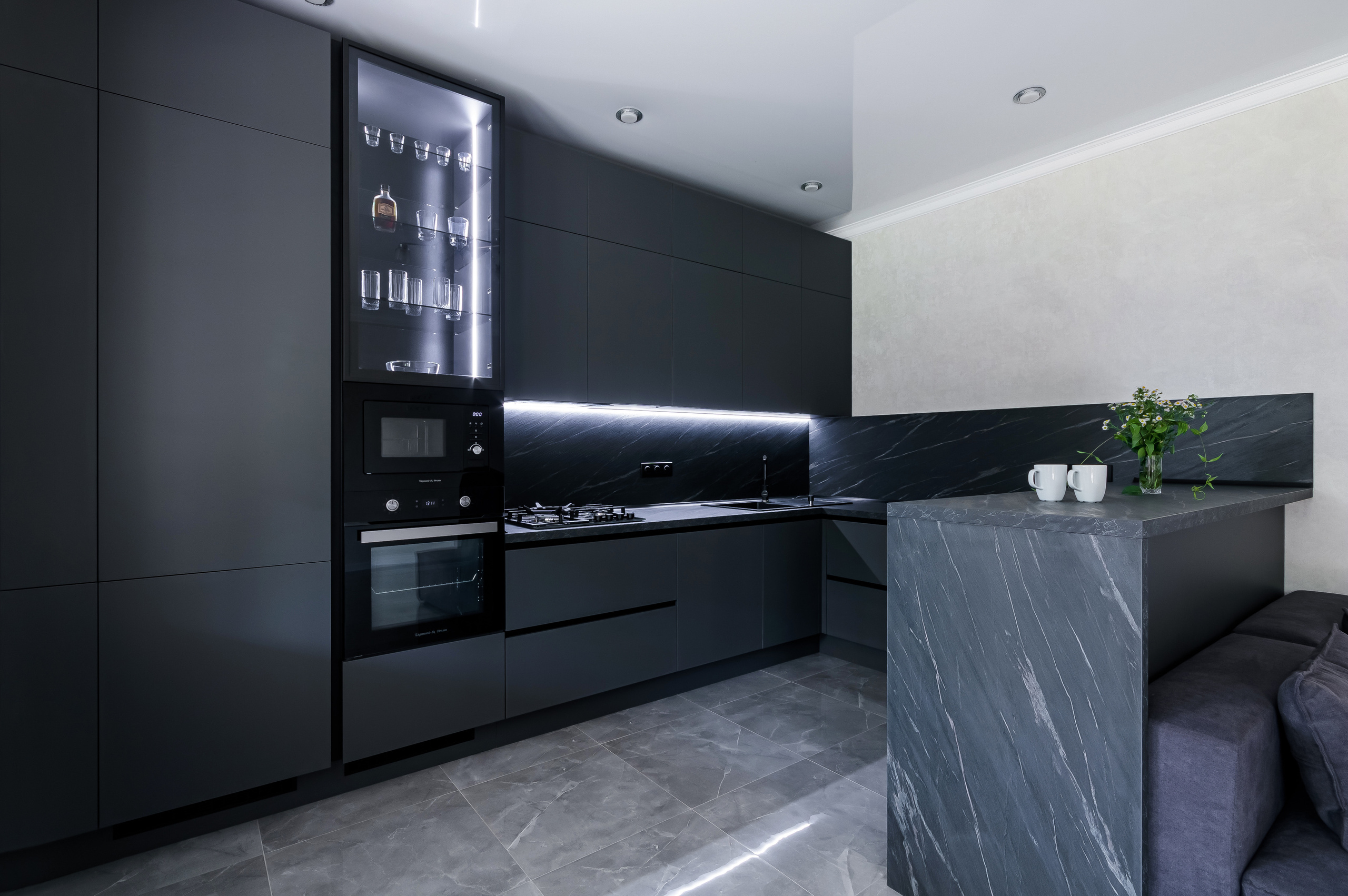 Эко Мебель. Темная кухня в ст. Елизаветинской. Интерьерный фотограф в Краснодарском крае Светлана Шурлова