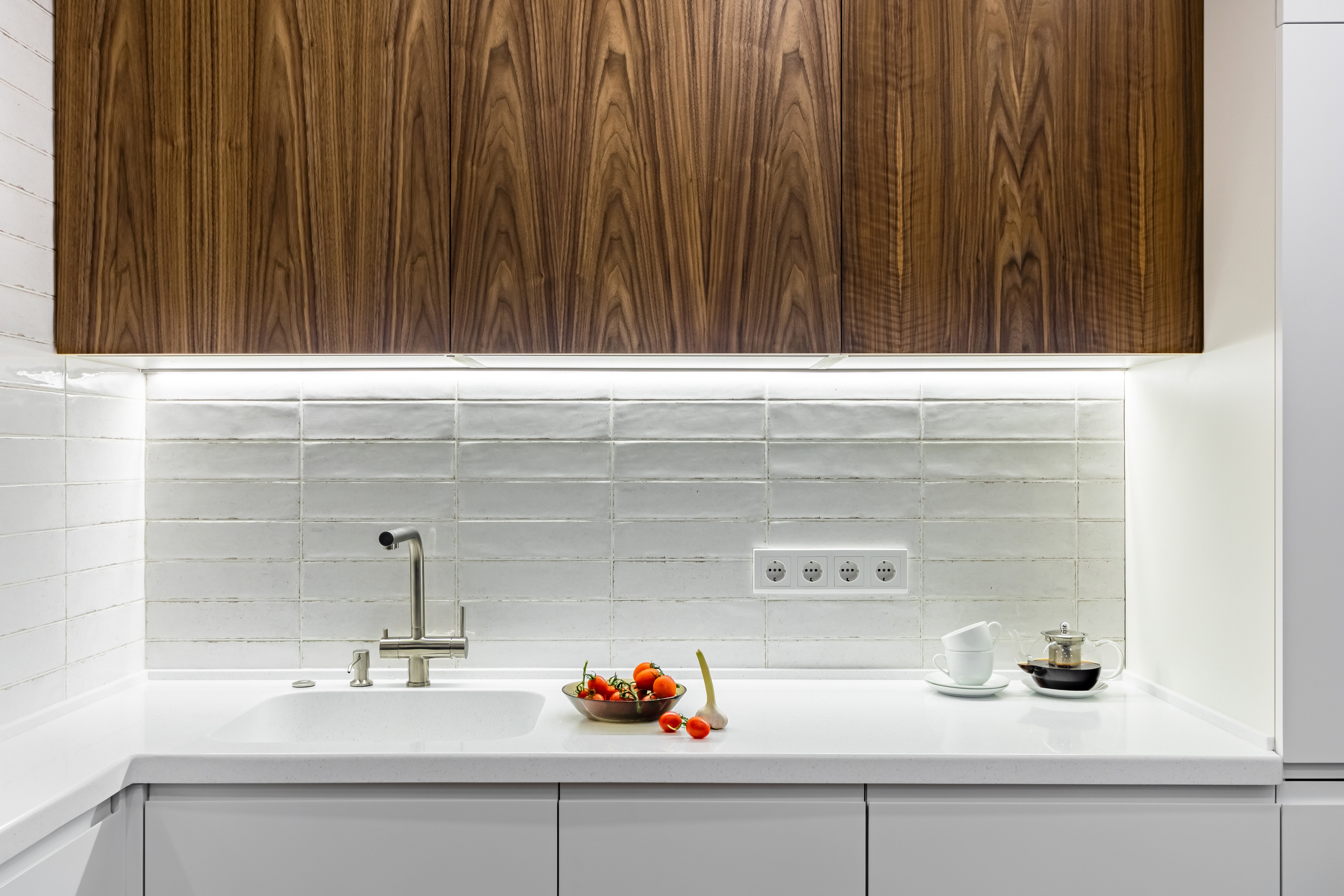 Эко Мебель. Кухня с элементами шпона. г. Краснодар. Интерьерный фотограф в Краснодарском крае Светлана Шурлова