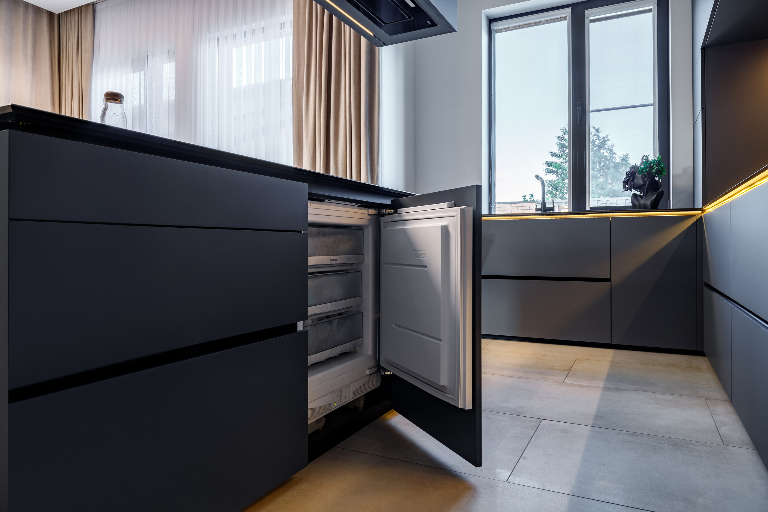 Bunulu.pro. Кухня #2 (с островом). Интерьерный фотограф в Краснодарском крае Светлана Шурлова