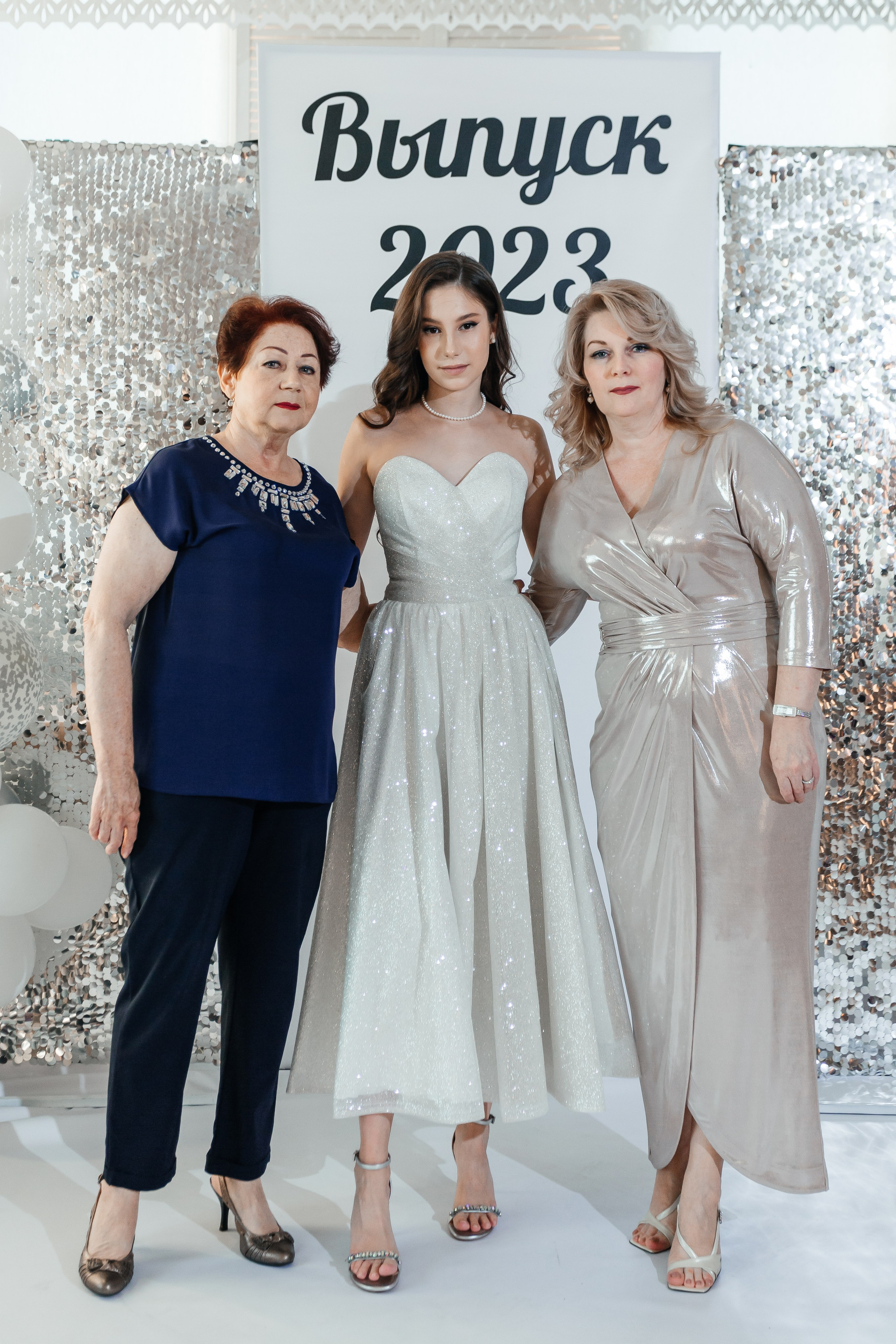 Выпускной 11 «А». Школа № 42. Свадебный фотограф в Краснодаре Николай Крауз