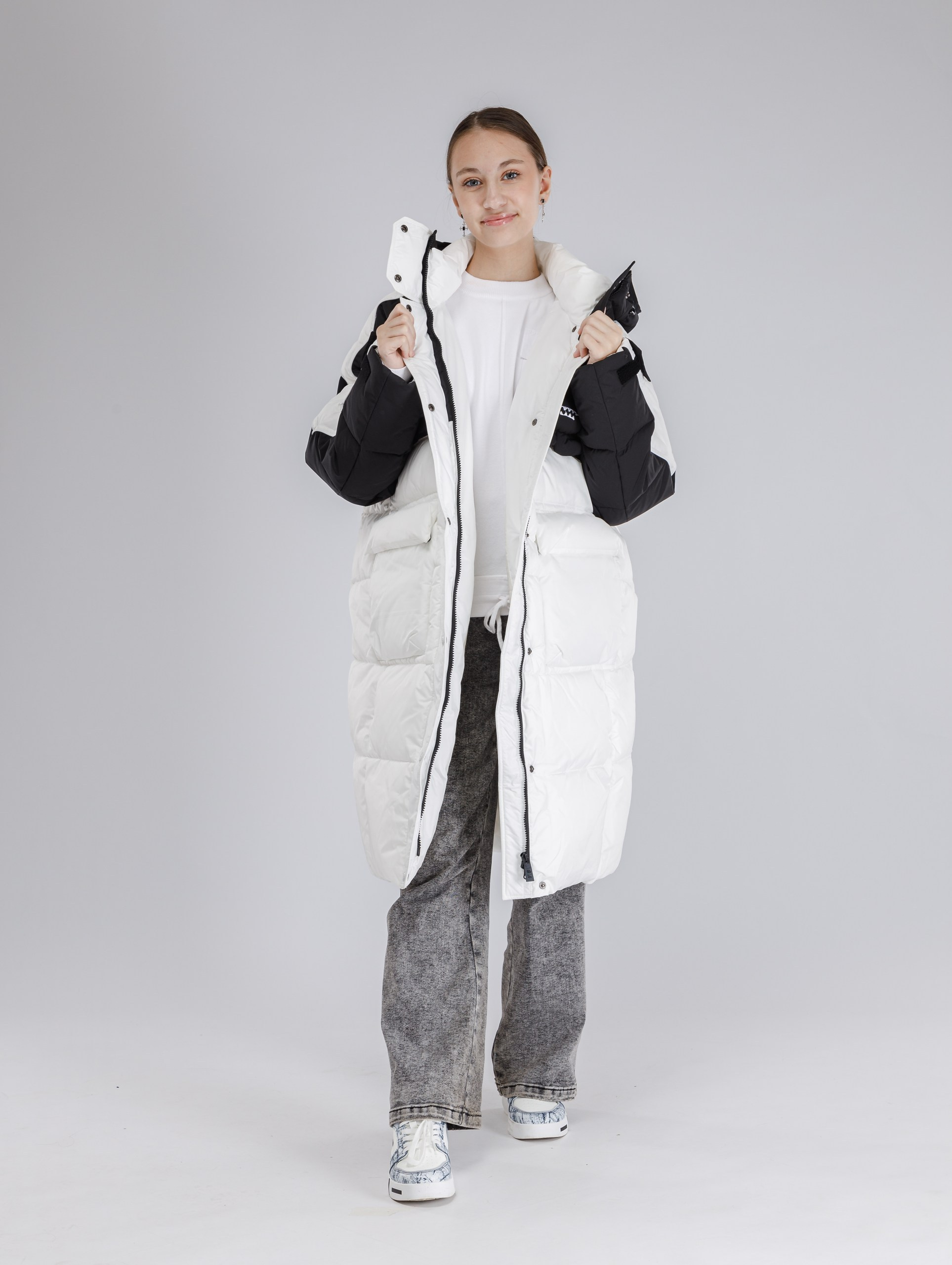 Съёмка зимней и школьной одежды фирмы Индиго джинс для WB. Студия коммерческой съемки ХВОЯ