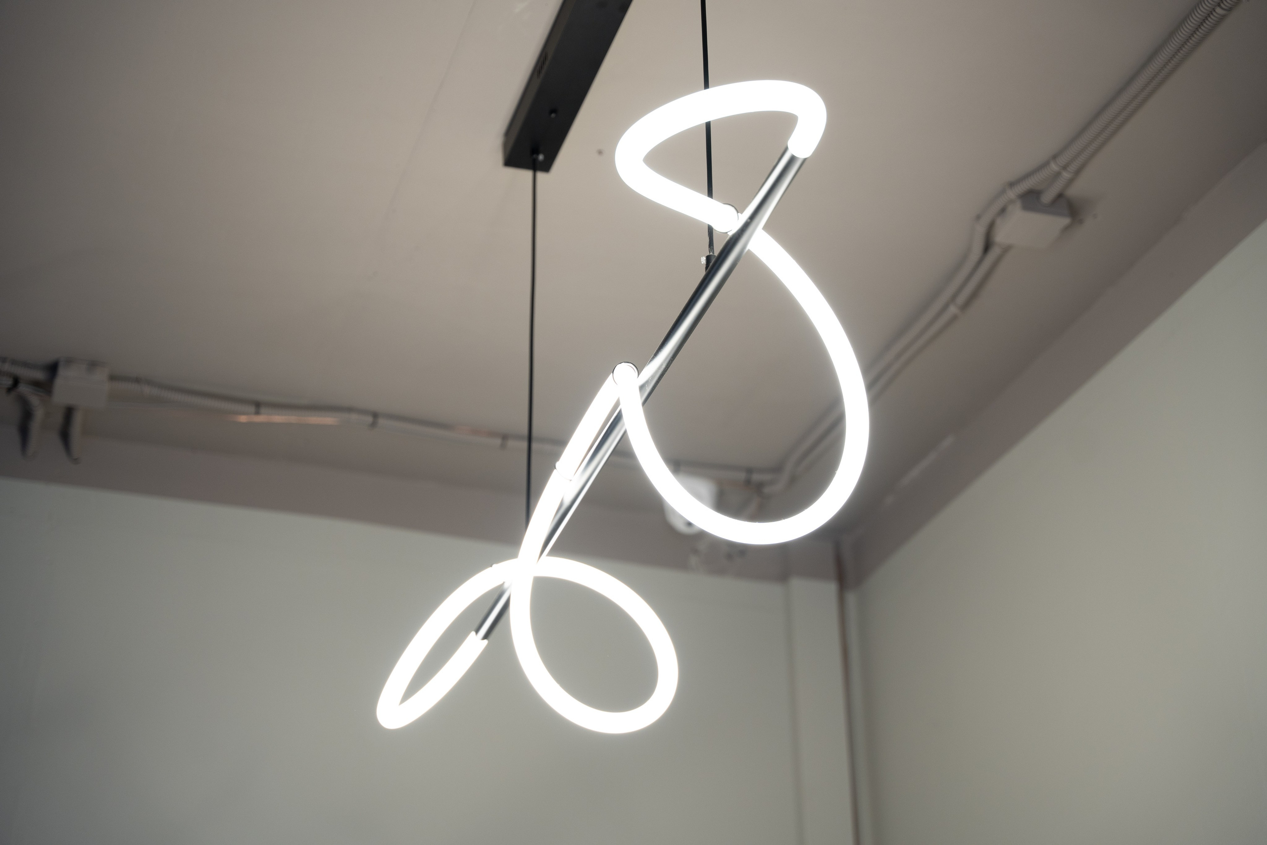 Интерьерная фотосъемка кофейни Love and Coffee — уютное место в Краснодаре Профессиональная фотосъемка интерьера кофейни в Краснодаре — Love. Шедевры для Вас! Фотограф и Видеограф в Краснодаре Пахиев Руслан