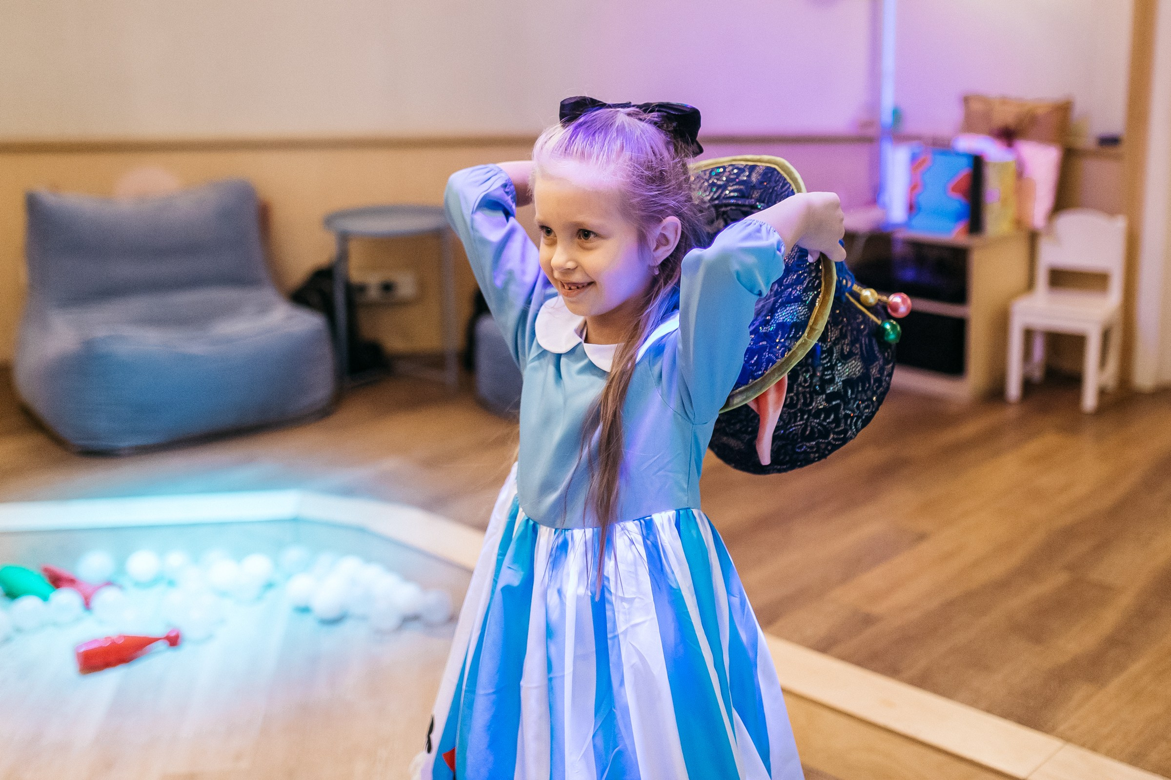 Алиса в стране чудес