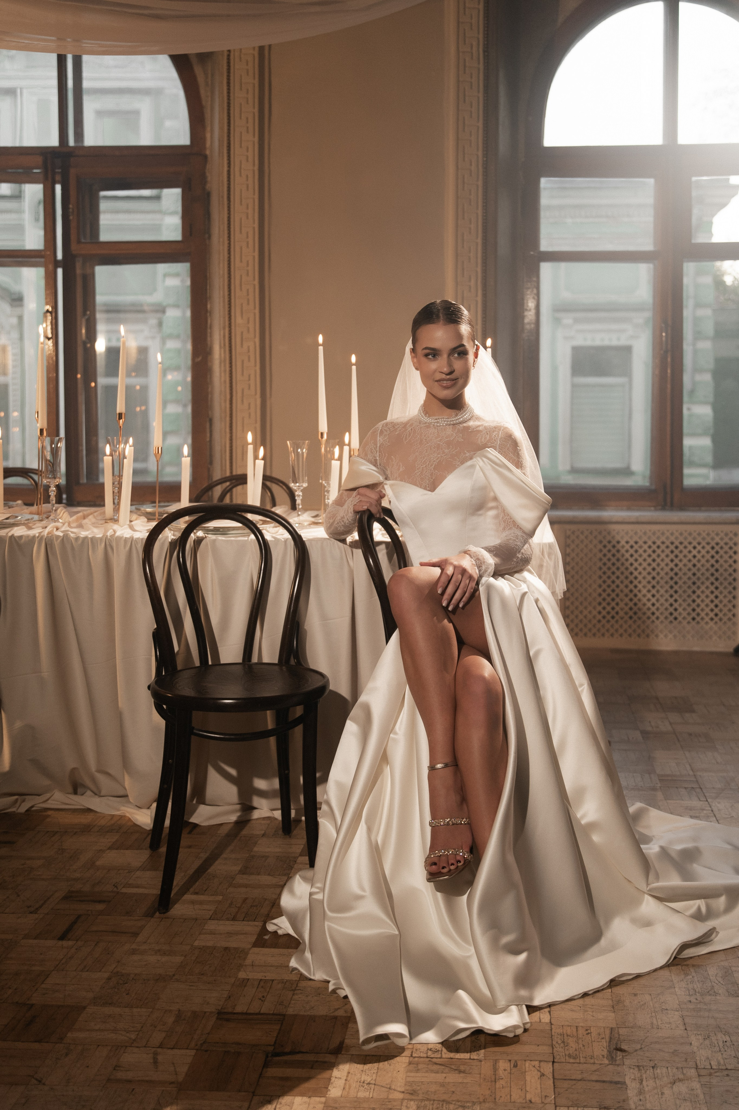 Камерный свадебный ужин при свечах в старинном особняке в фотостудии 21. Kult. Ярослава Ерина — свадебный фотограф в Москве