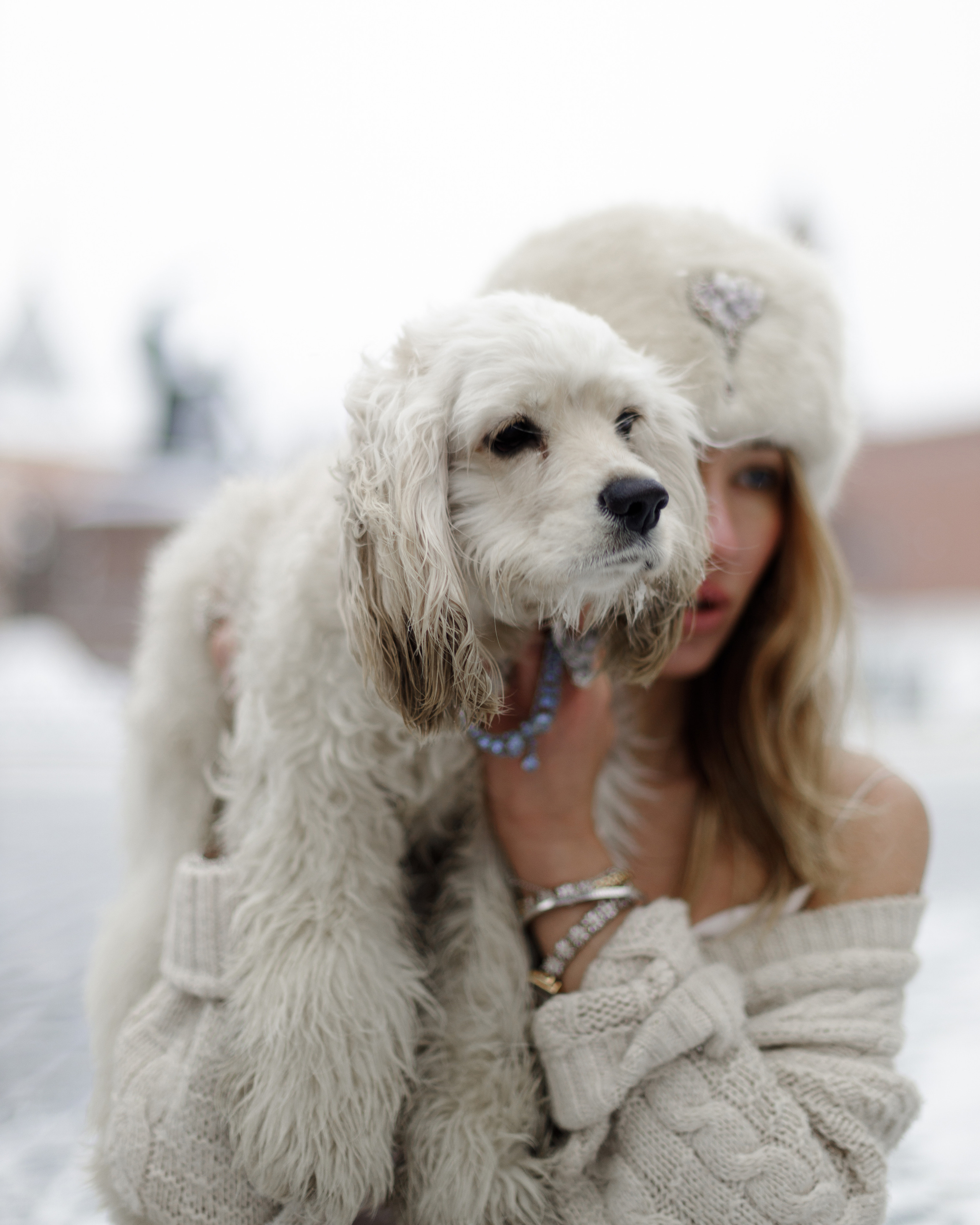 Лена и Грета на Красной площади. Свадебный и портретный фотограф в Москве Кристина Золотова