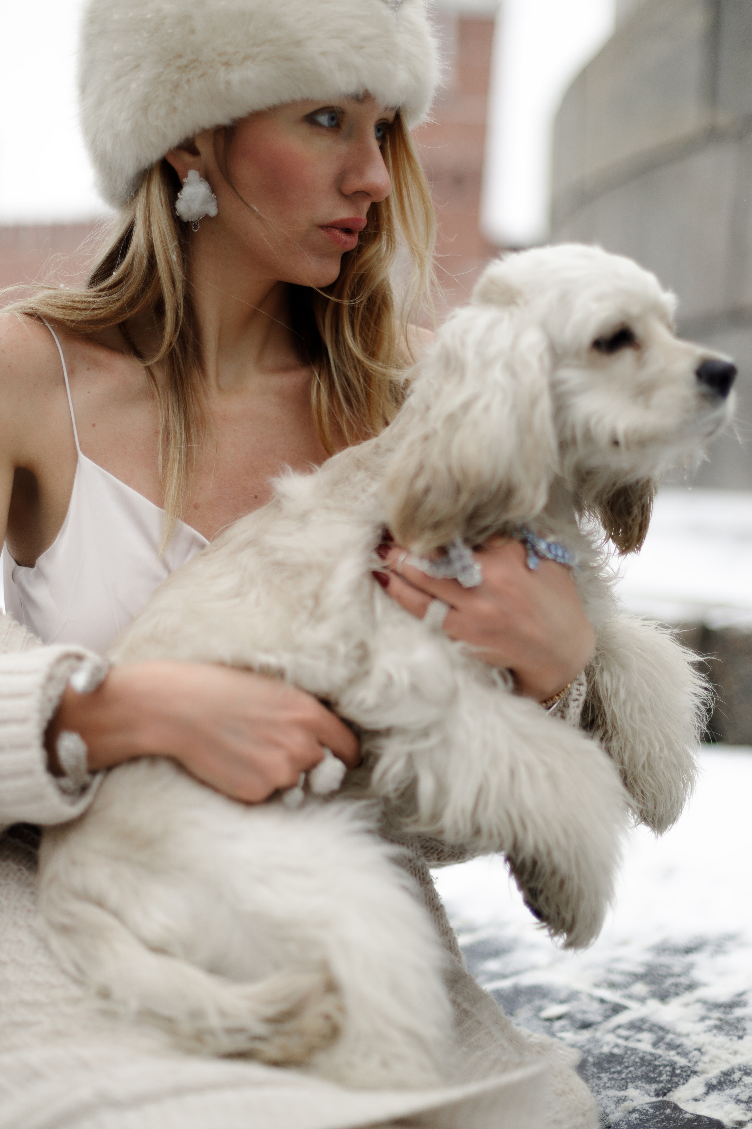 Лена и Грета на Красной площади. Свадебный и портретный фотограф в Москве Кристина Золотова