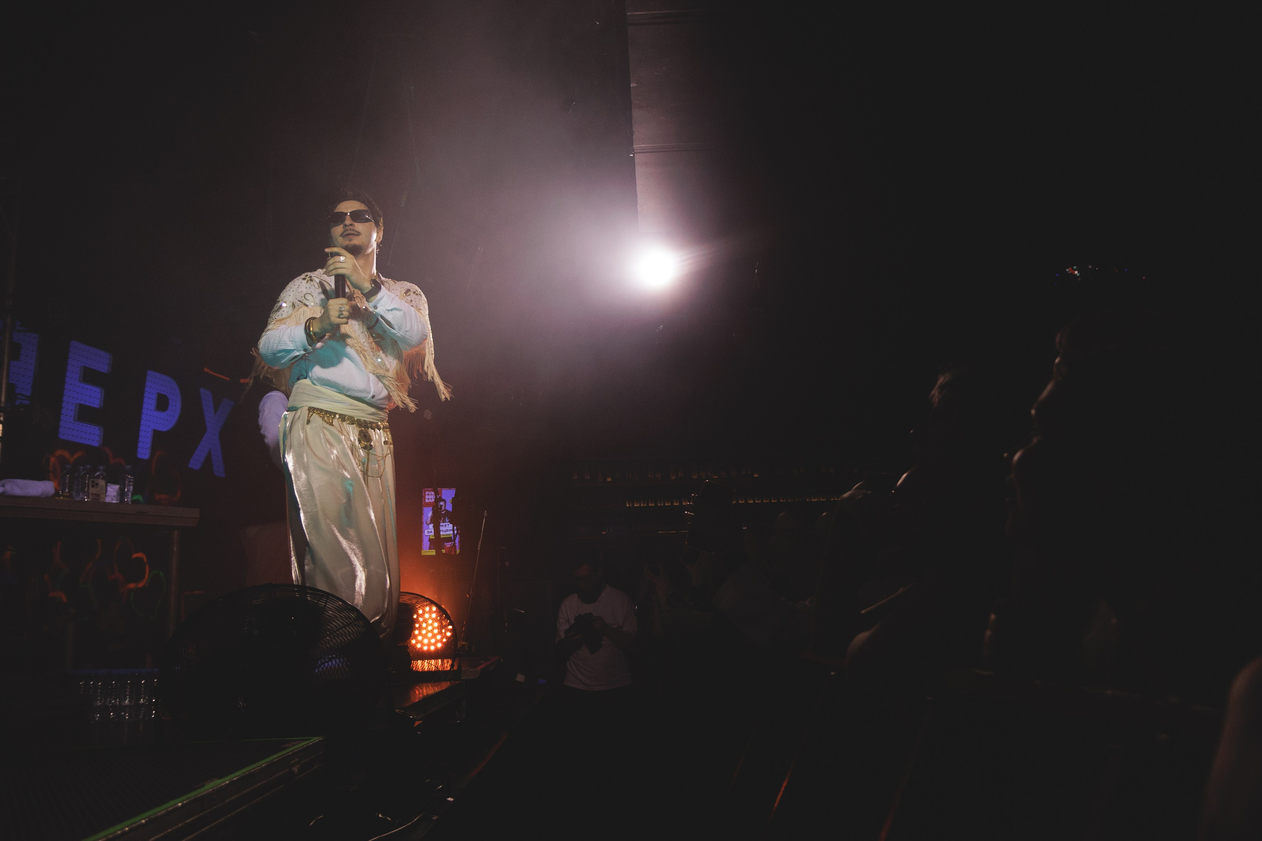 SQWOZ BAB. Ярославль. 2026. Фотограф Ярославль | Репортаж | Александр Мелюшин