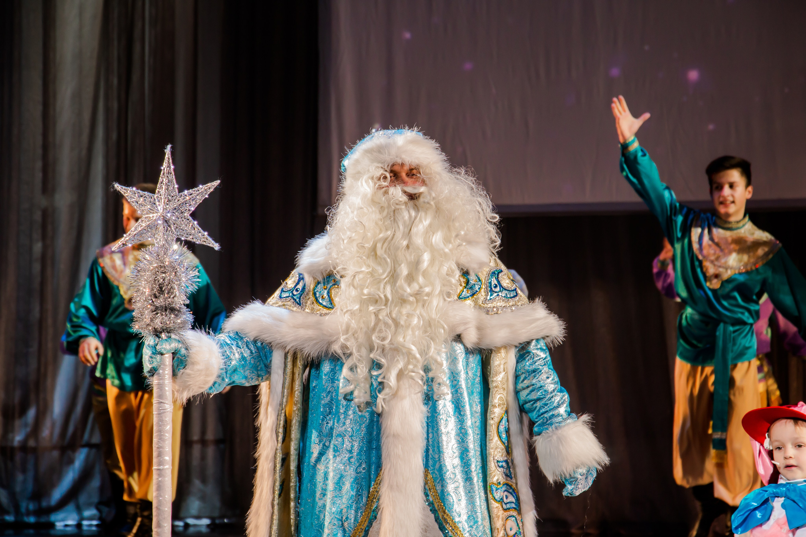 Репортаж — детская елка в БКЗ. Свадебный и семейный фотограф в Санкт-Петербурге Макеева Наталья