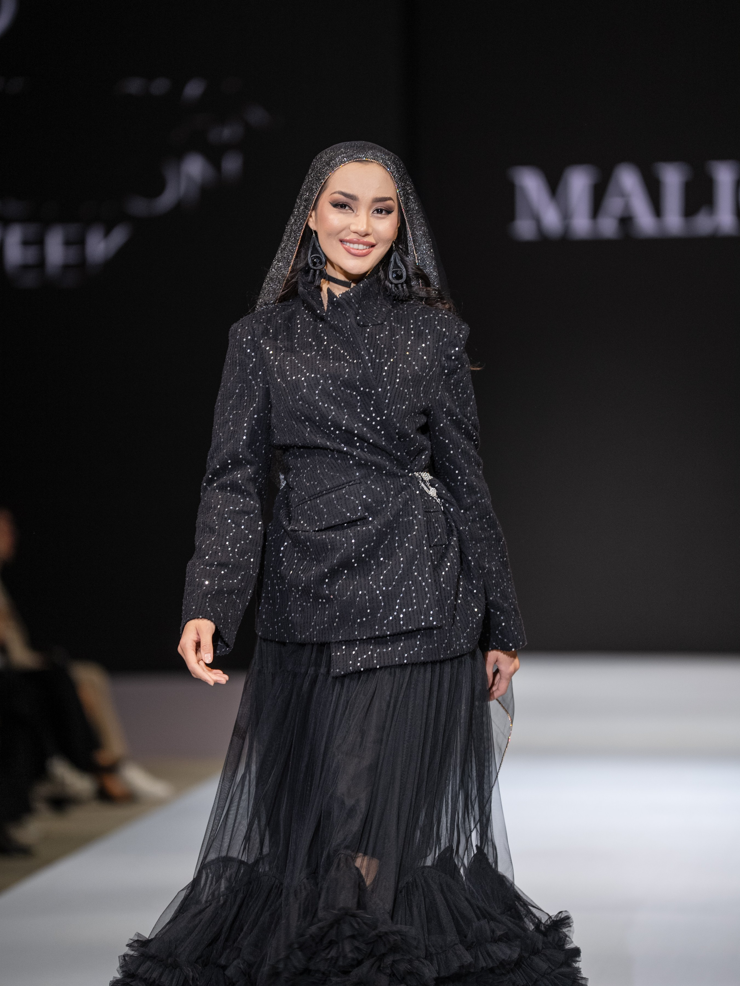 EURASIAN FASHION WEEK Malique. Сайт Алматинского НЮ АРТ, будуар и фэшн фотографа Дениса Карпенко