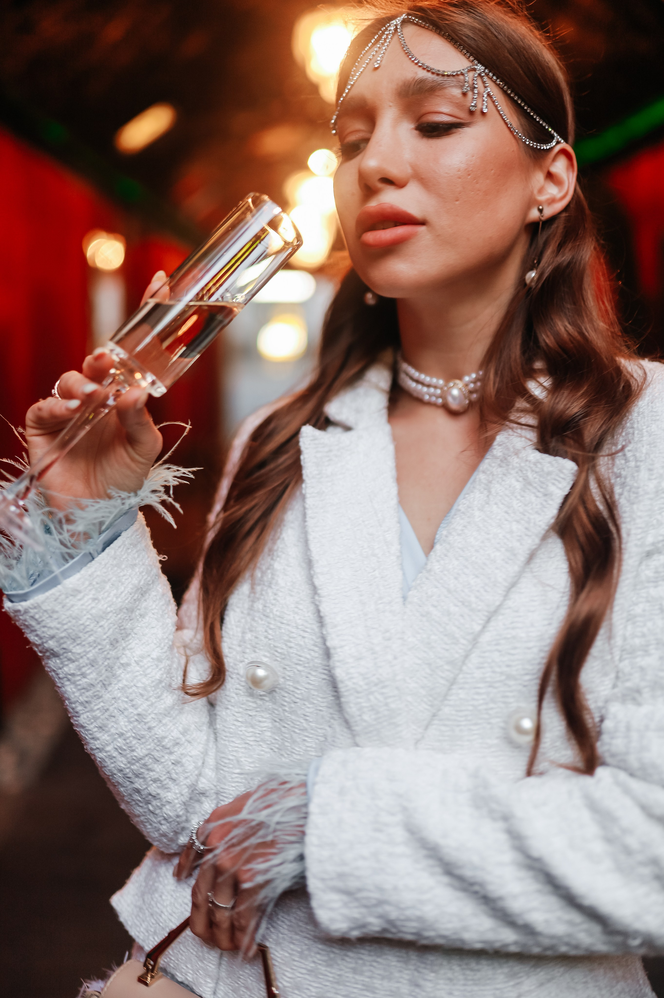 25.Диана и гости