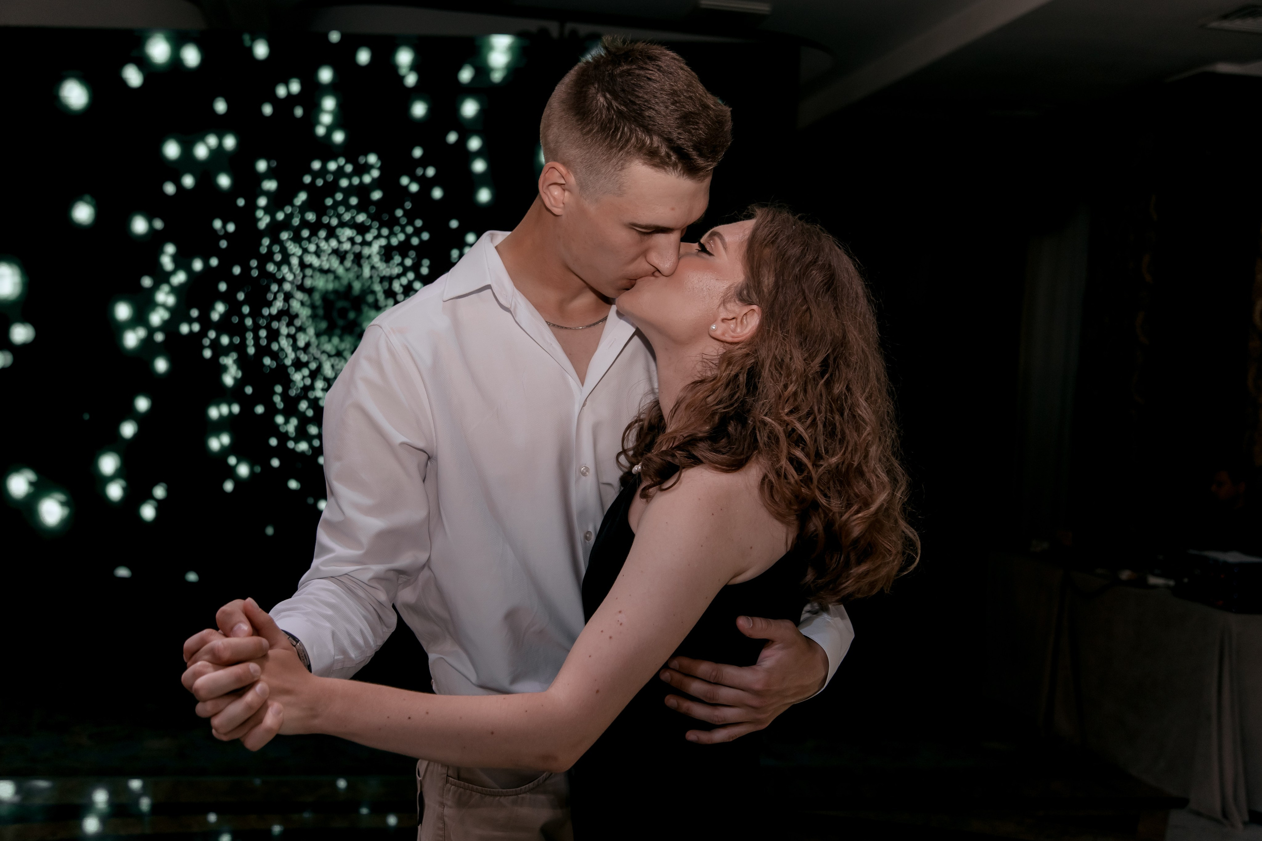 Александра и Арсений. Свадебный фотограф Челябинск