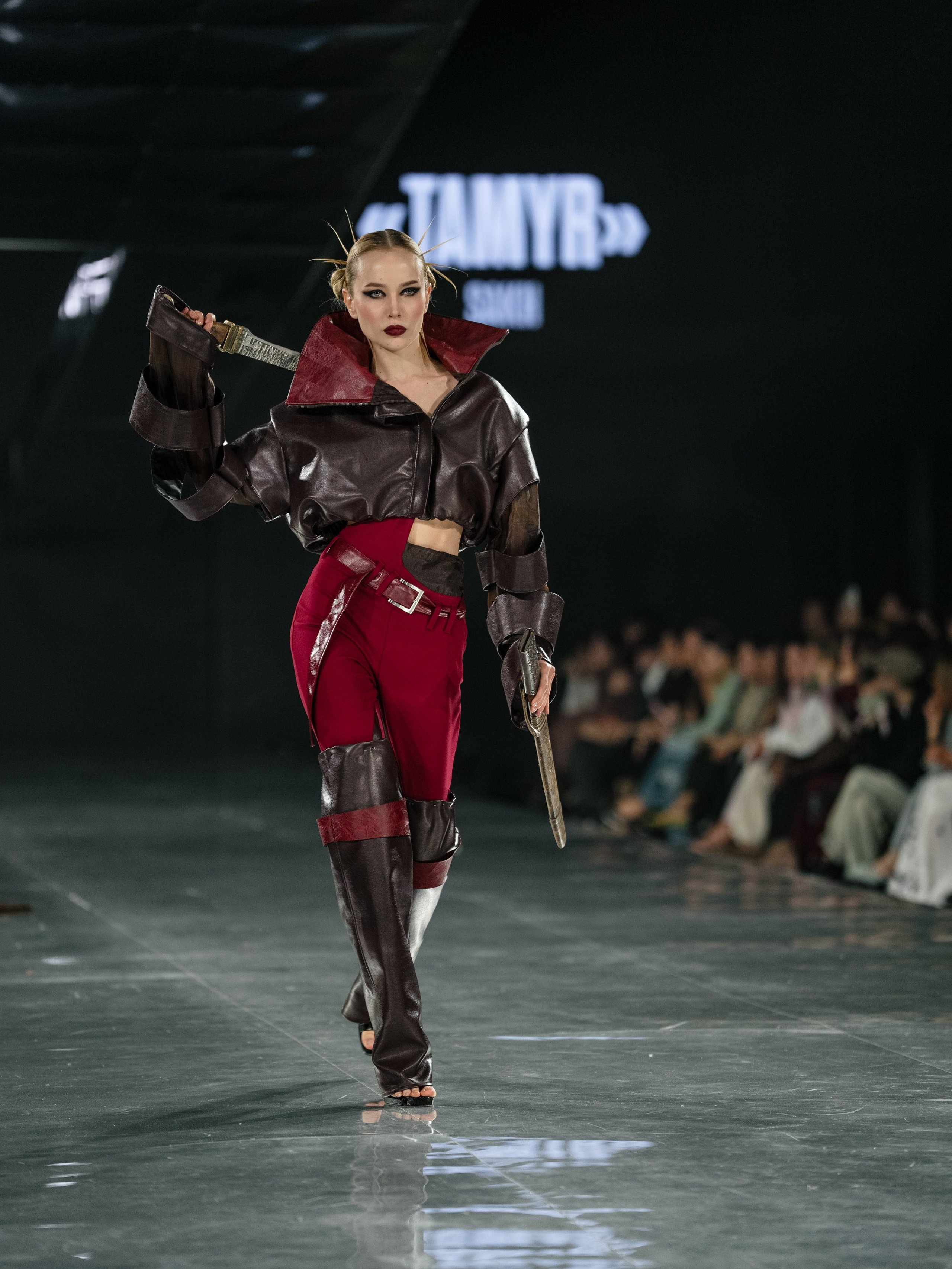 Visa Fashion Week SAKH. Сайт Алматинского НЮ АРТ, будуар и фэшн фотографа Дениса Карпенко