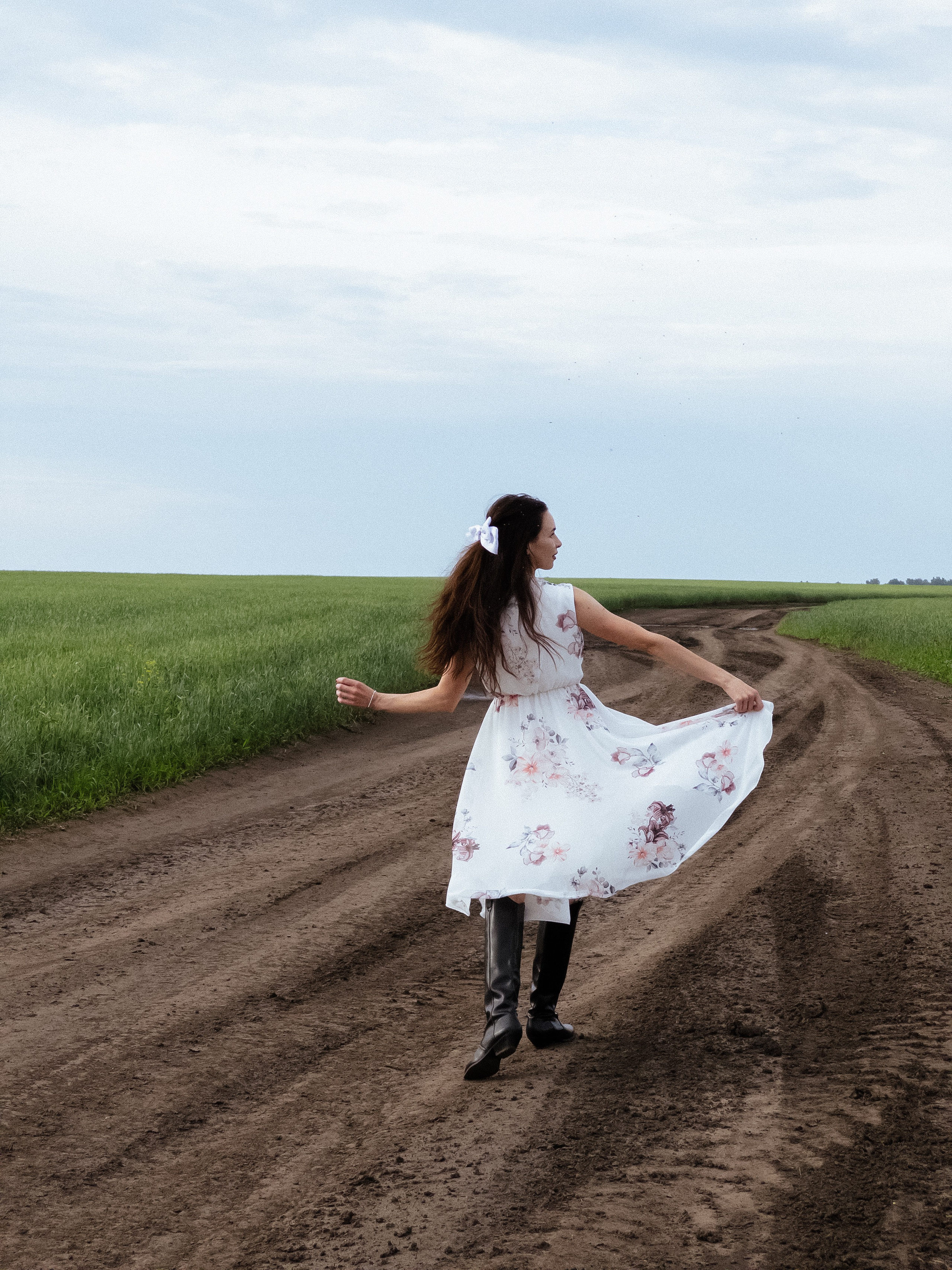 Аня | Слияние с природой. Фотограф Барнаул Софья Бояринова