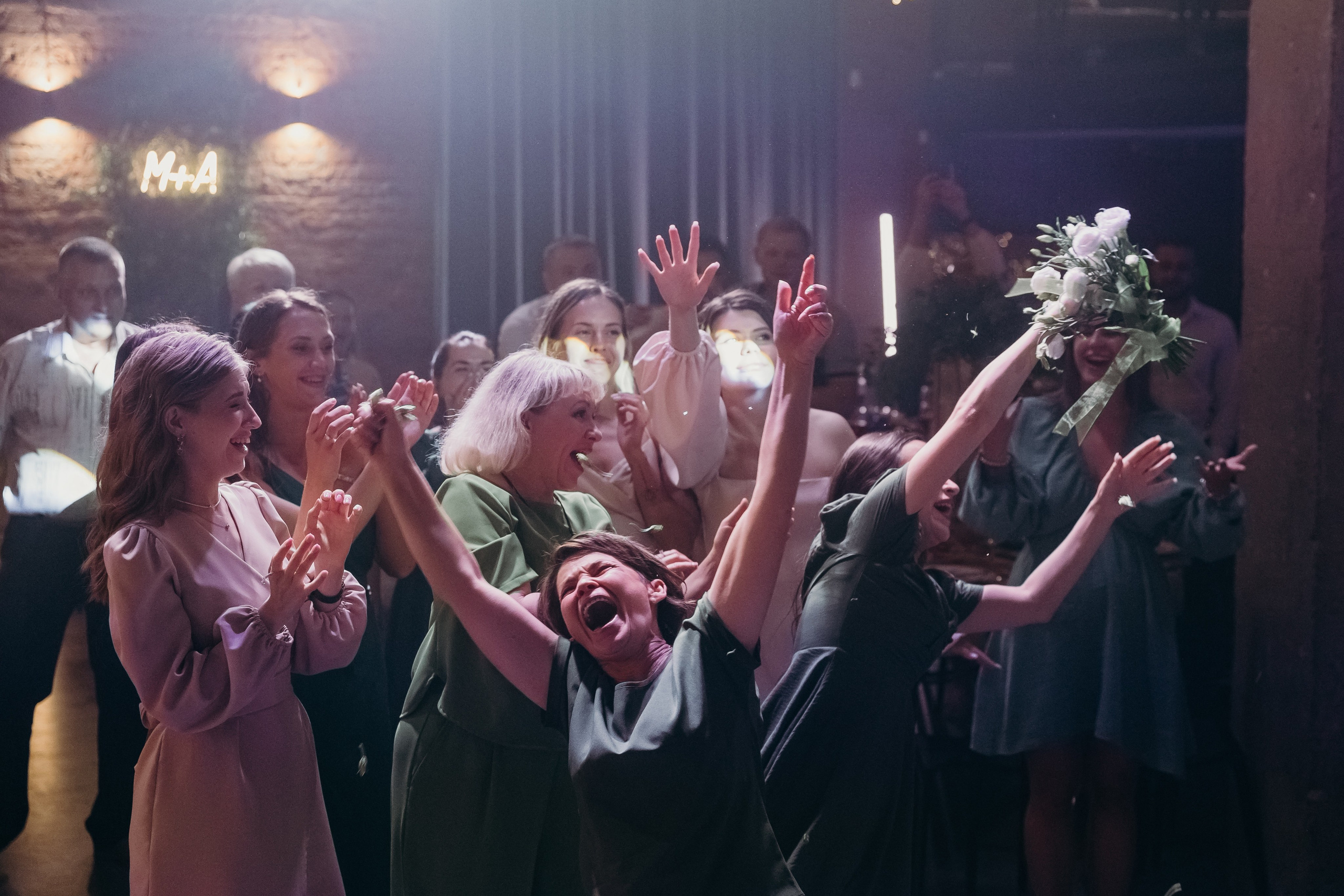 Счастье рядом. Свадебный фотограф-видеограф в Красноярске Евгений Константинопольский